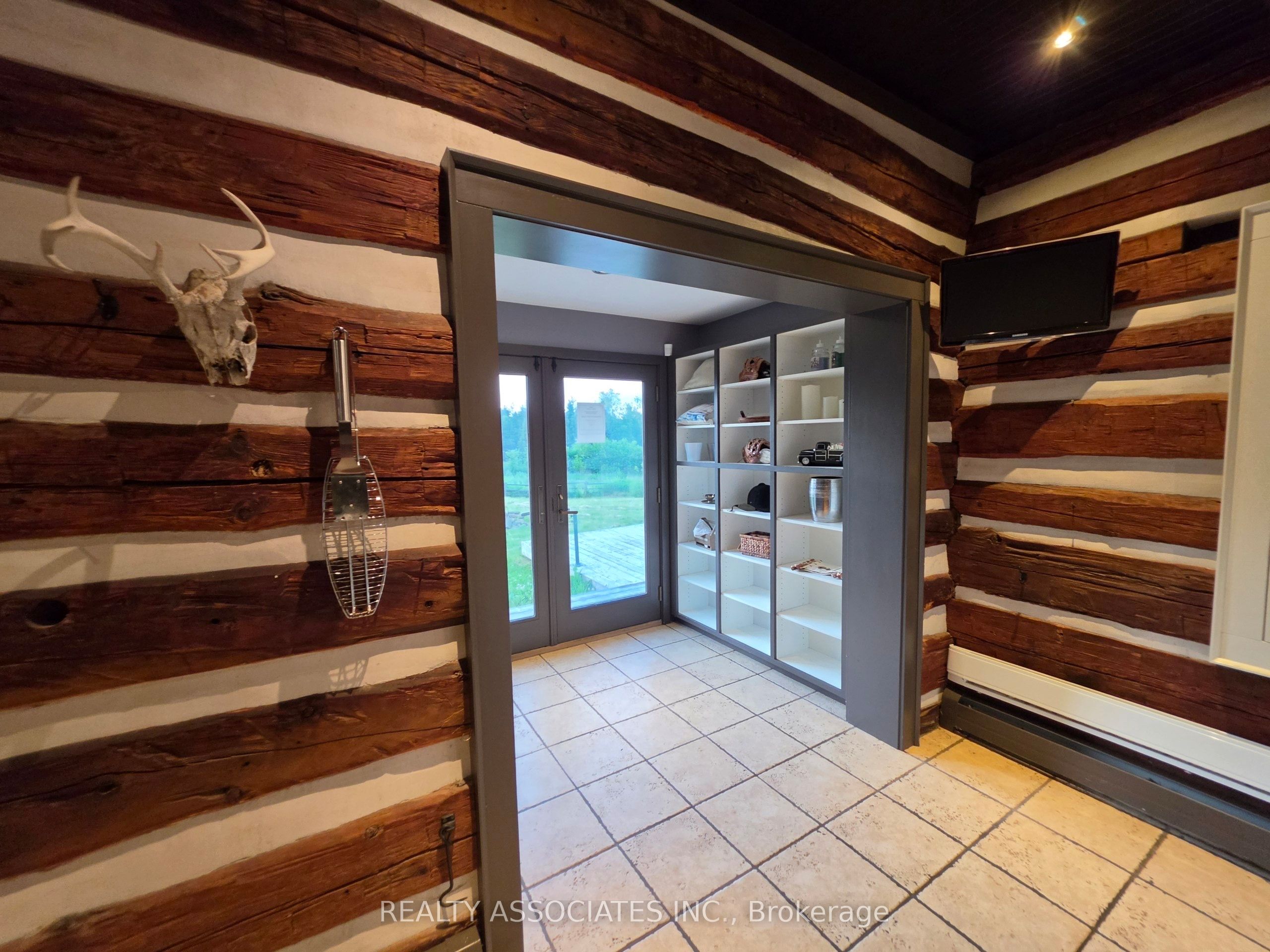 486289 30th Side Road Property Photo 30