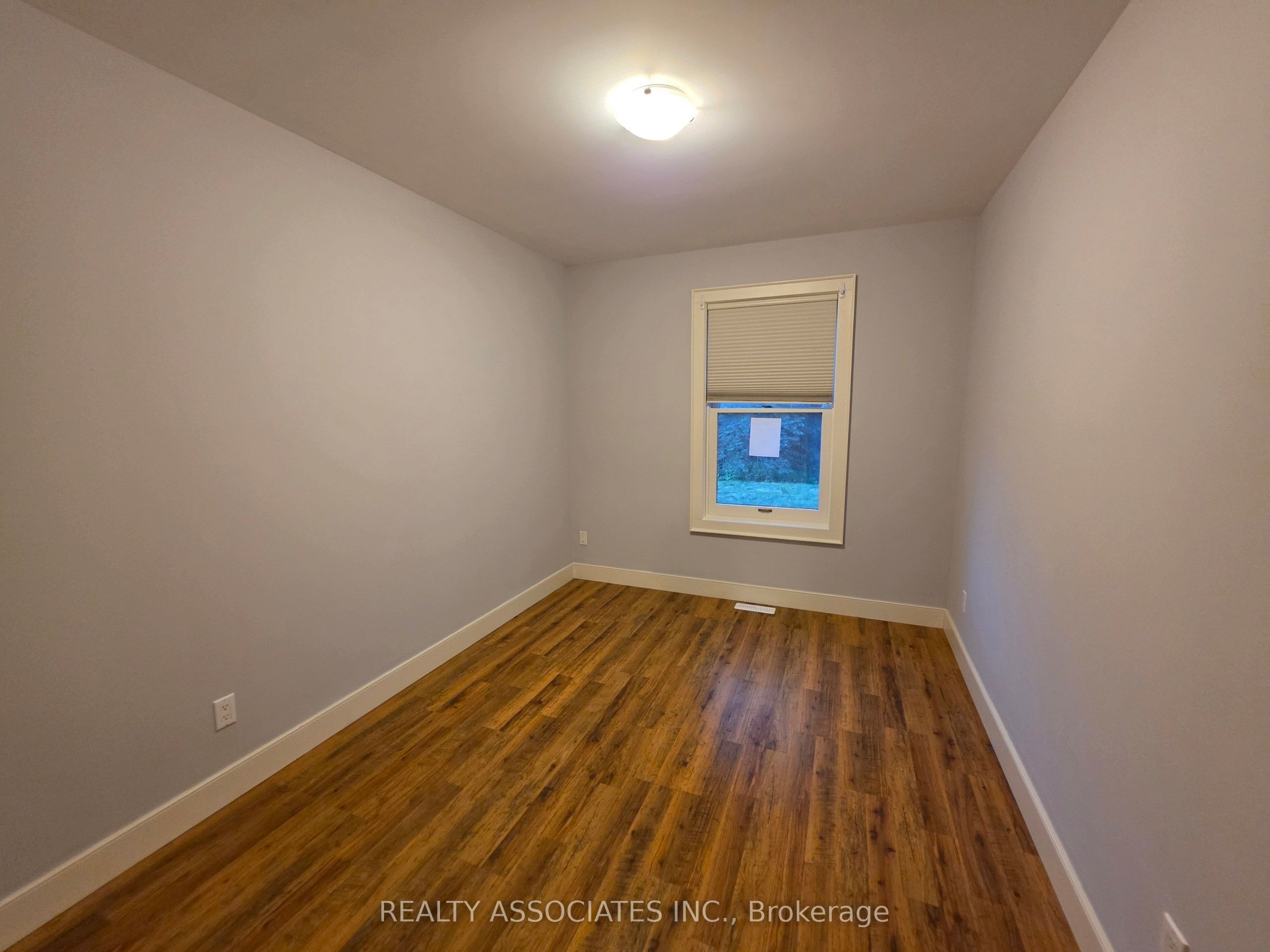 486289 30th Side Road Property Photo 47
