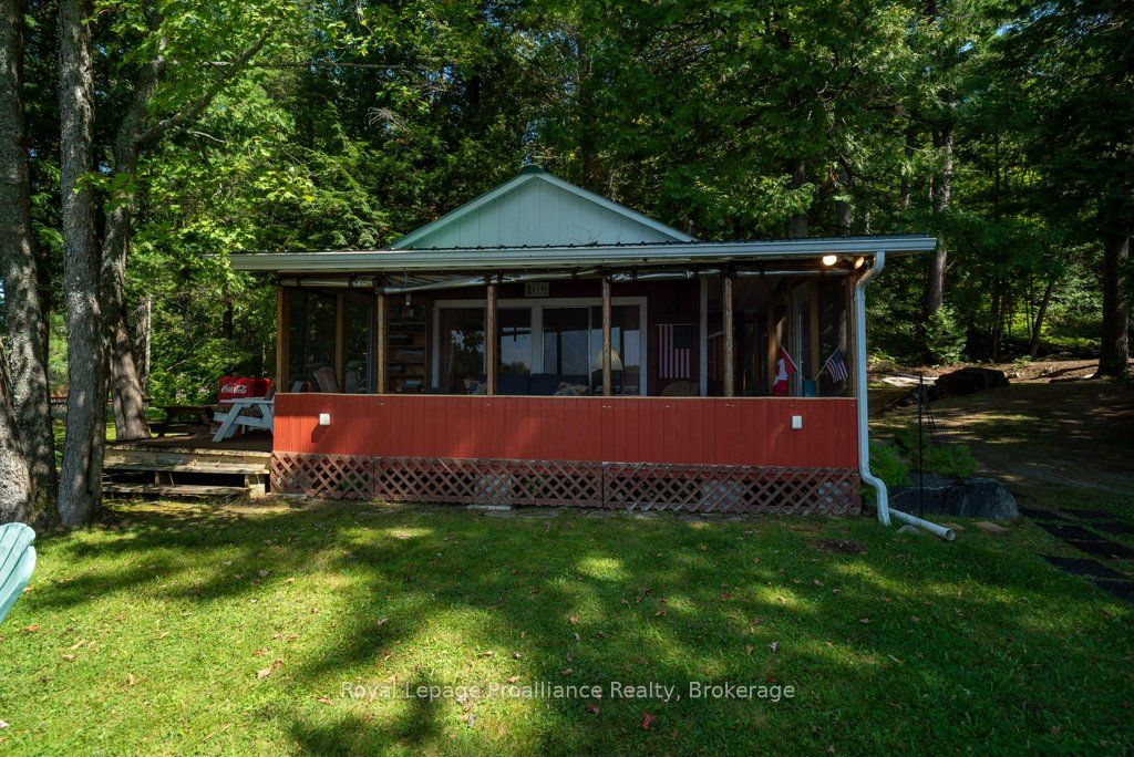 1117b Twin Pine Lane Property Photo 4