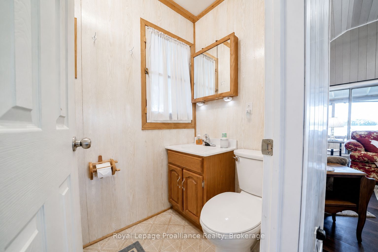 1117b Twin Pine Lane Property Photo 20