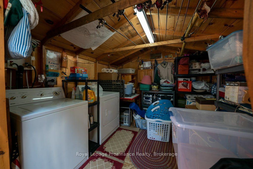 1117b Twin Pine Lane Property Photo 32
