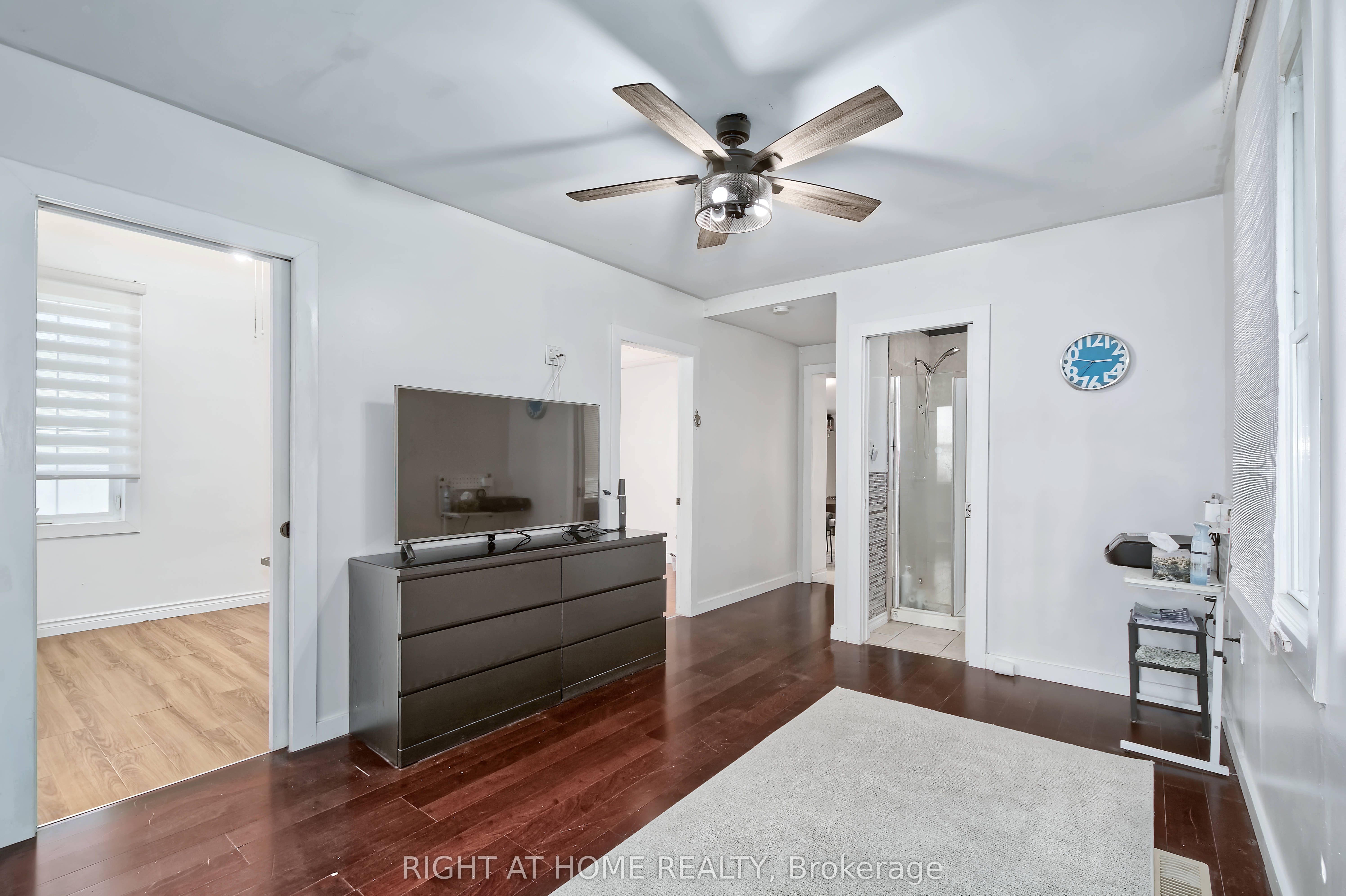 10 Pegler Street Property Photo 8