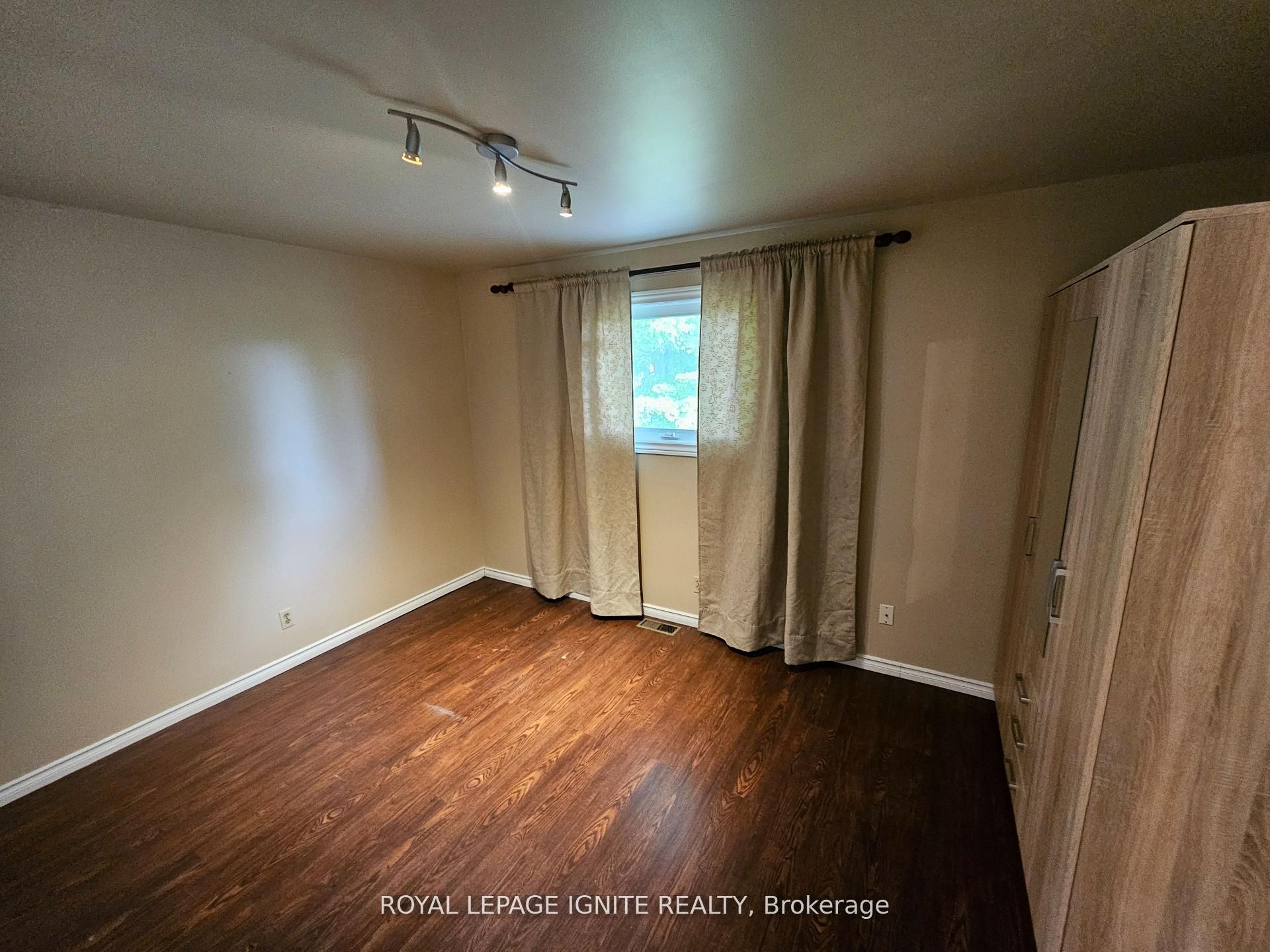 253 Woodland Drive N Property Photo 7
