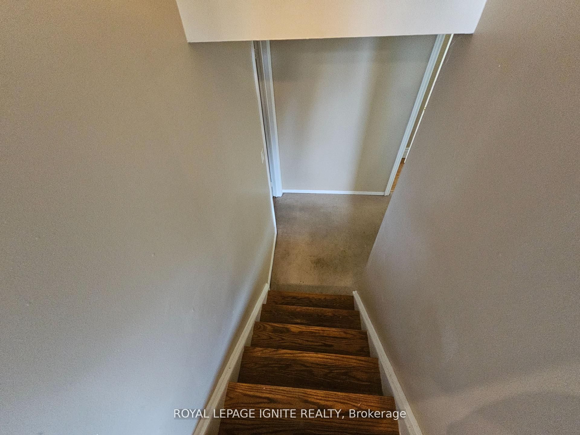 253 Woodland Drive N Property Photo 9