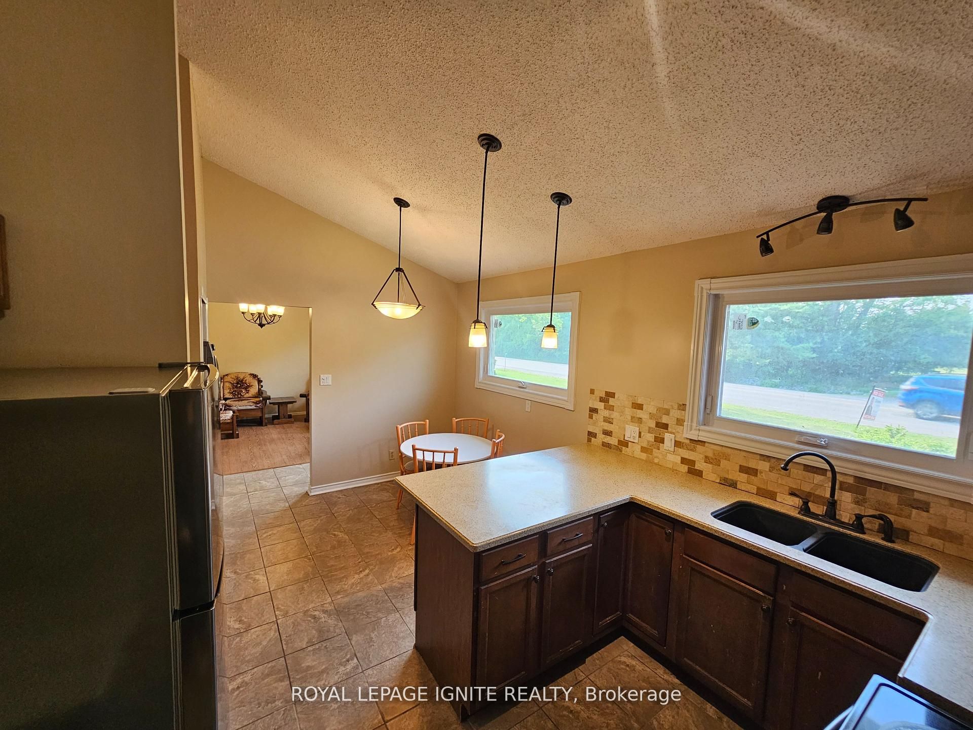 253 Woodland Drive N Property Photo 21