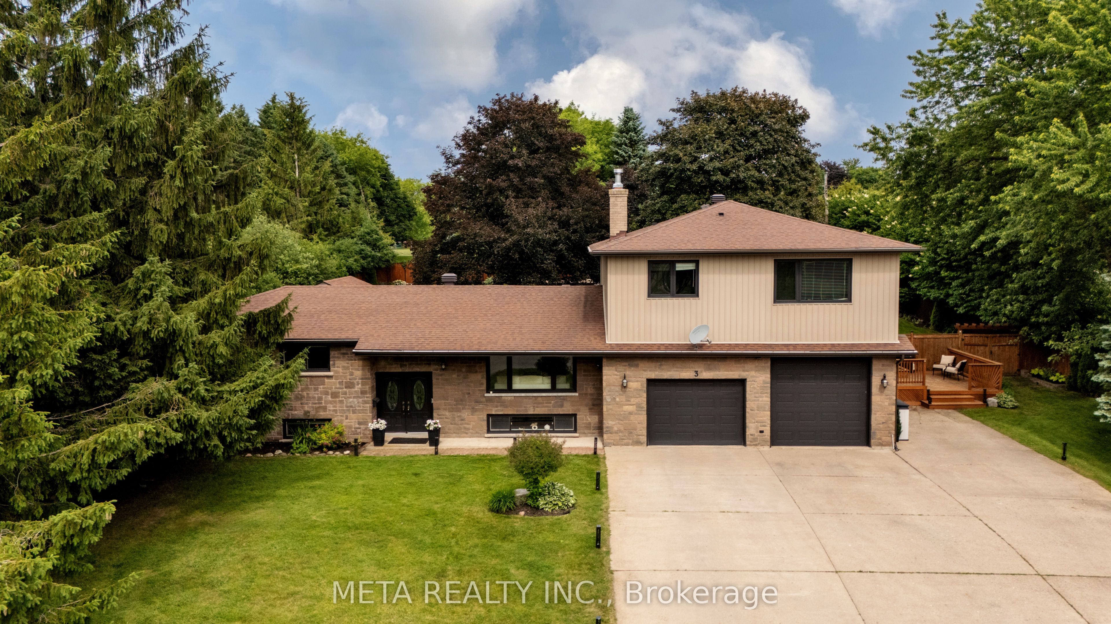 3 Randy Avenue Property Photo 2