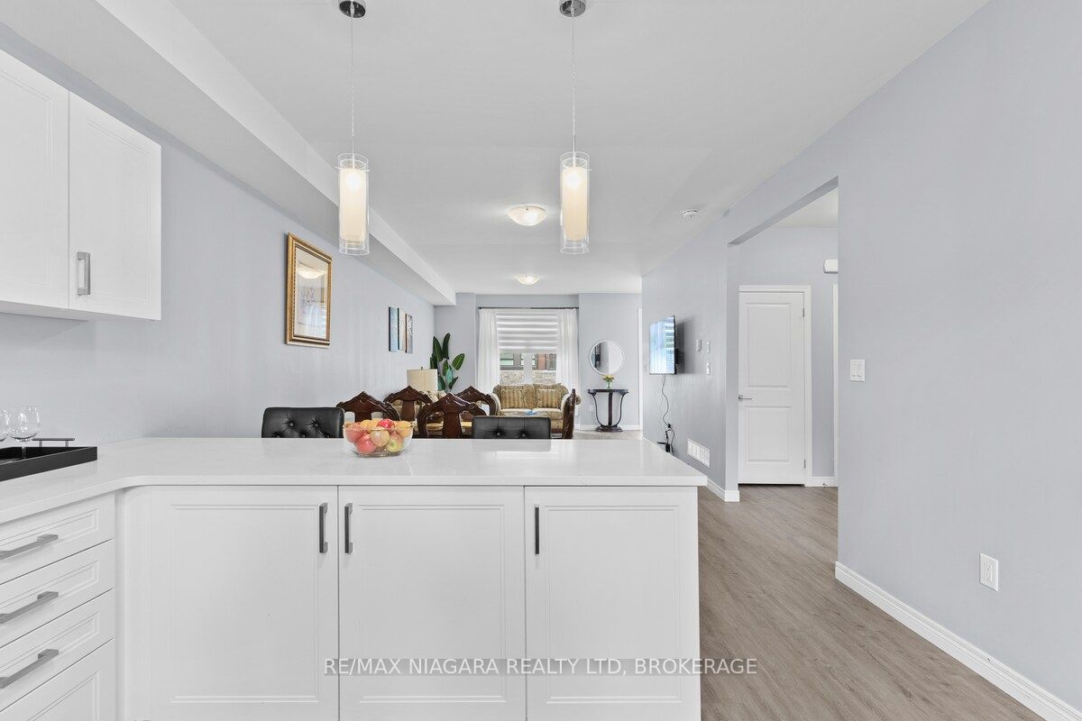 153 Summersides Boulevard Property Photo 10