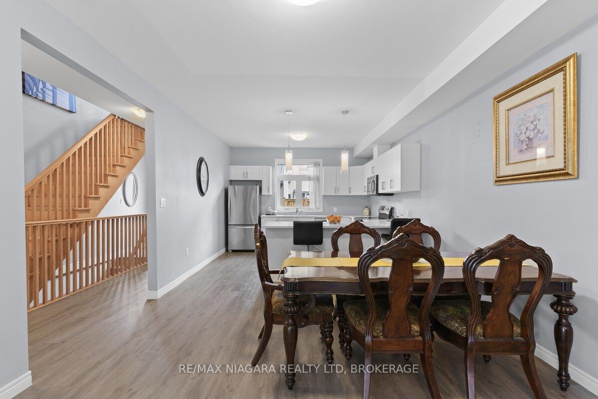 153 Summersides Boulevard Property Photo 12