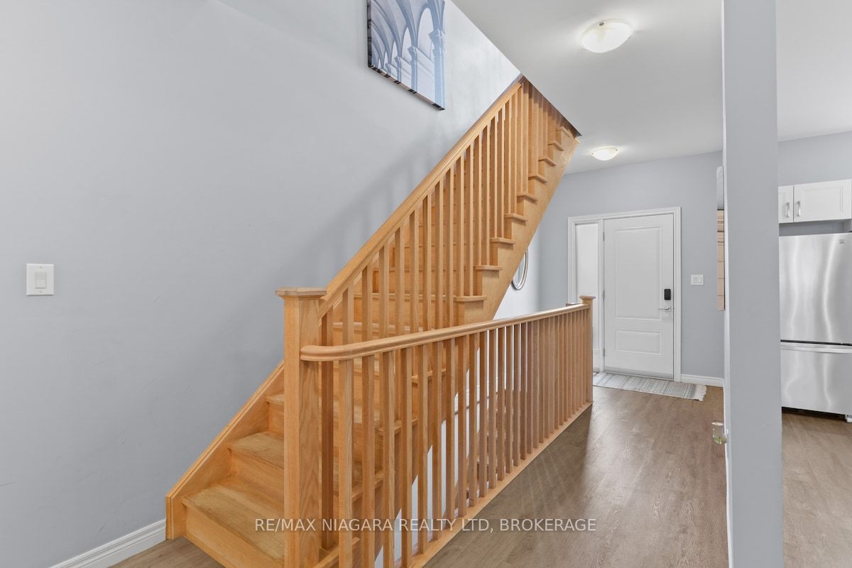153 Summersides Boulevard Property Photo 16