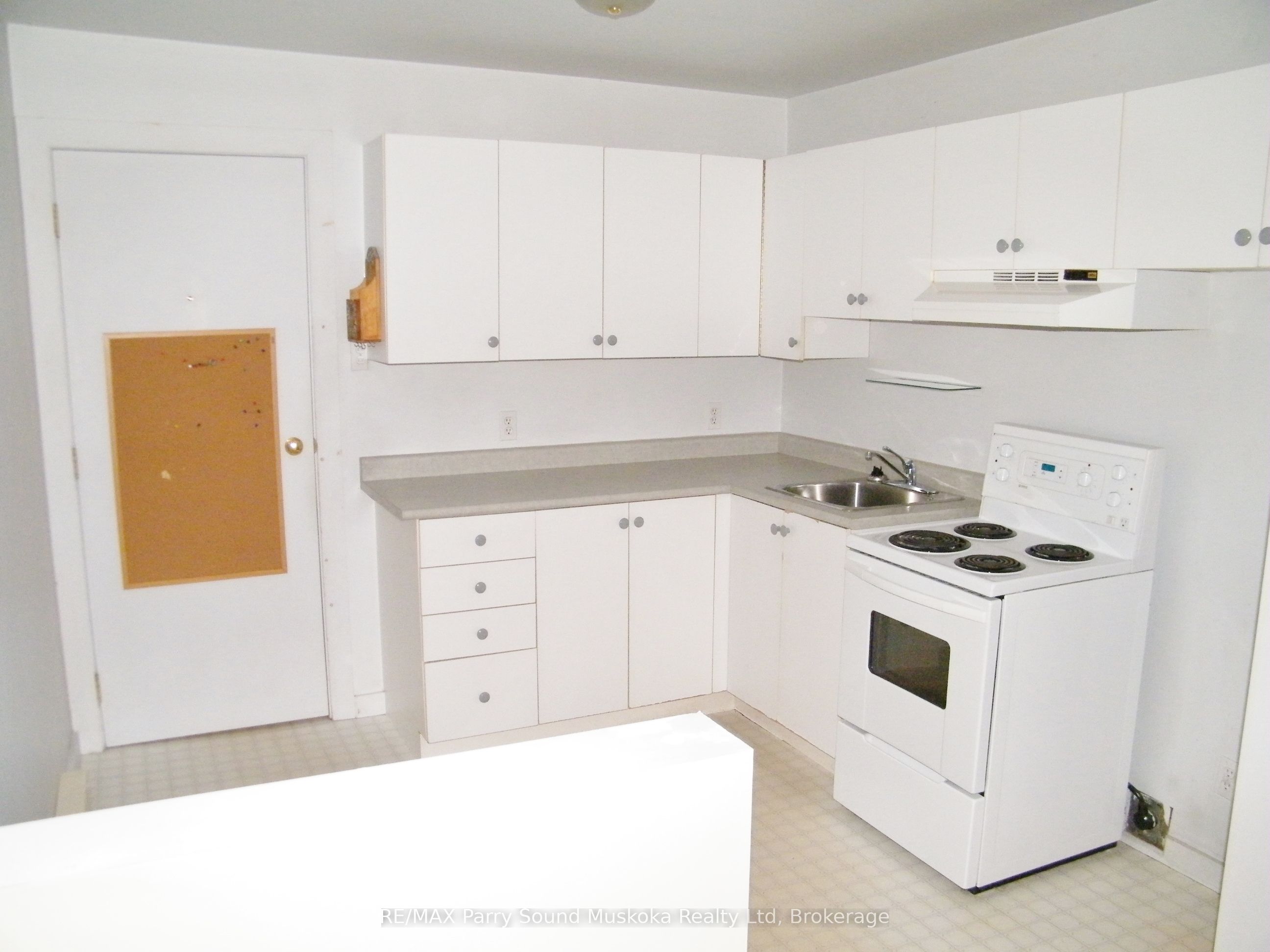 94 William Street Property Photo 8