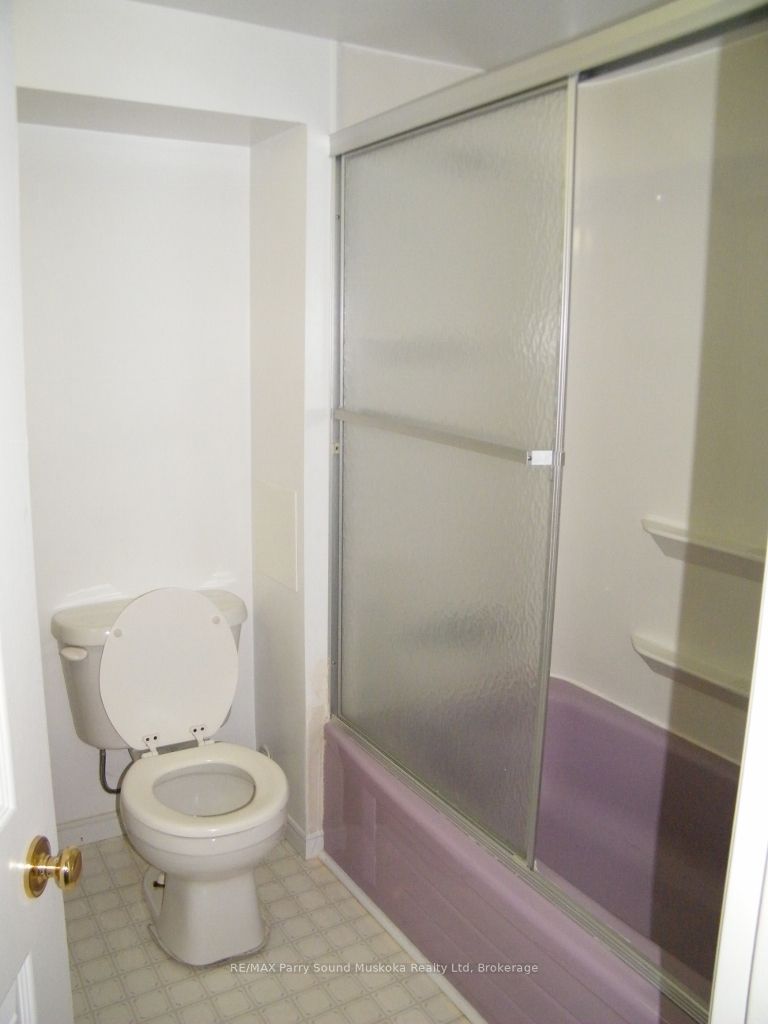 94 William Street Property Photo 16