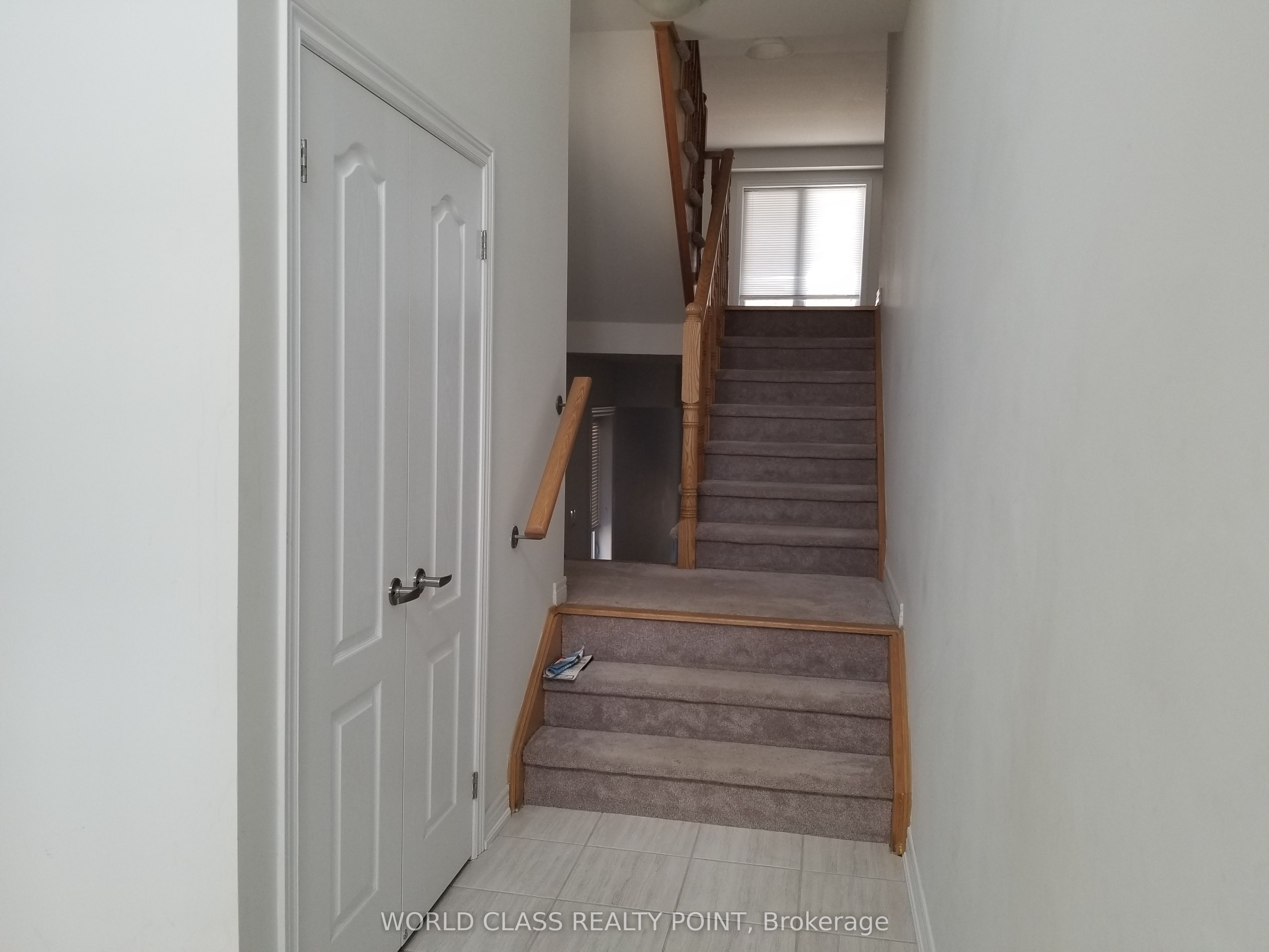 470 Linden Drive 32 Property Photo 3
