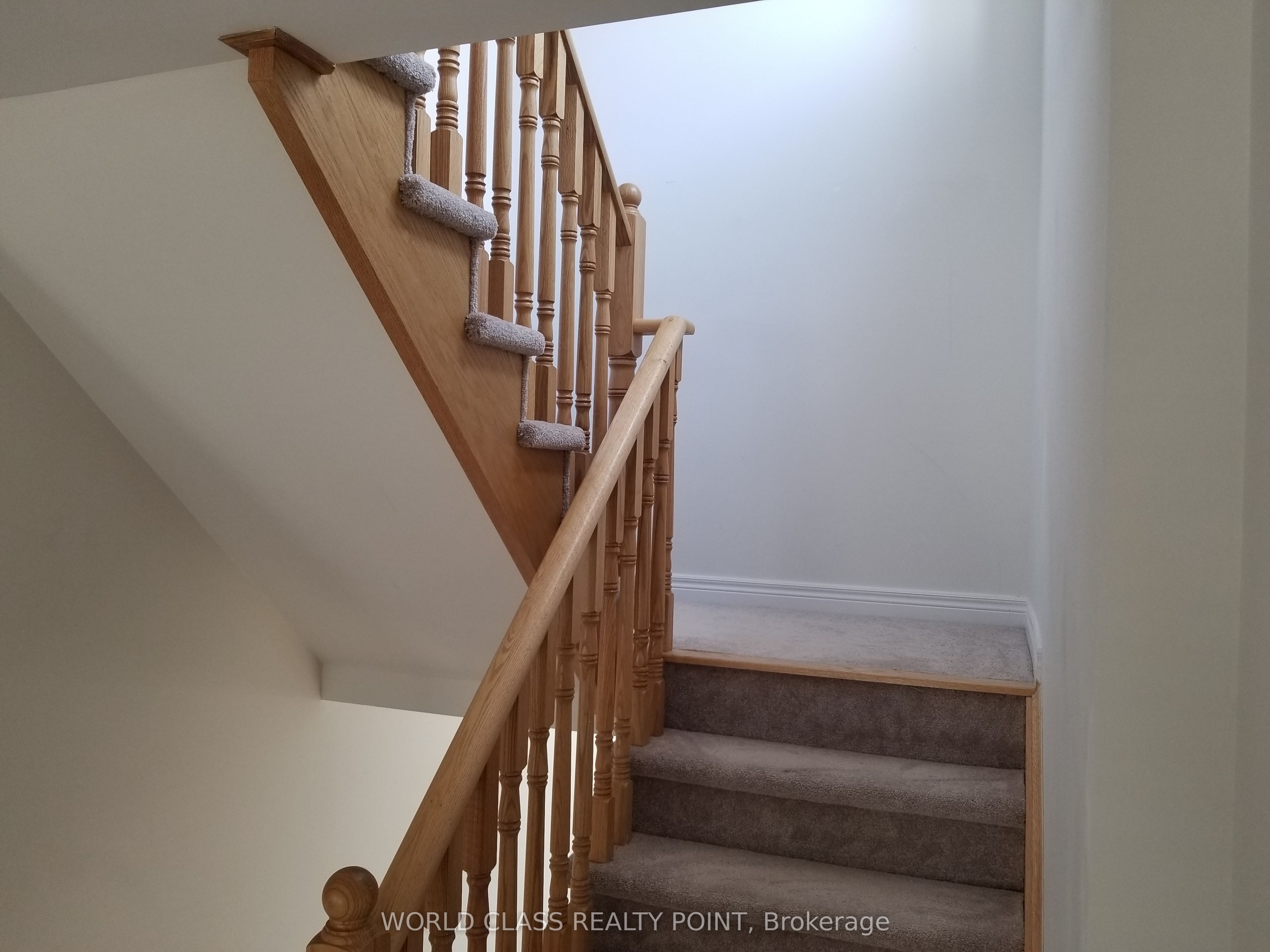 470 Linden Drive 32 Property Photo 10
