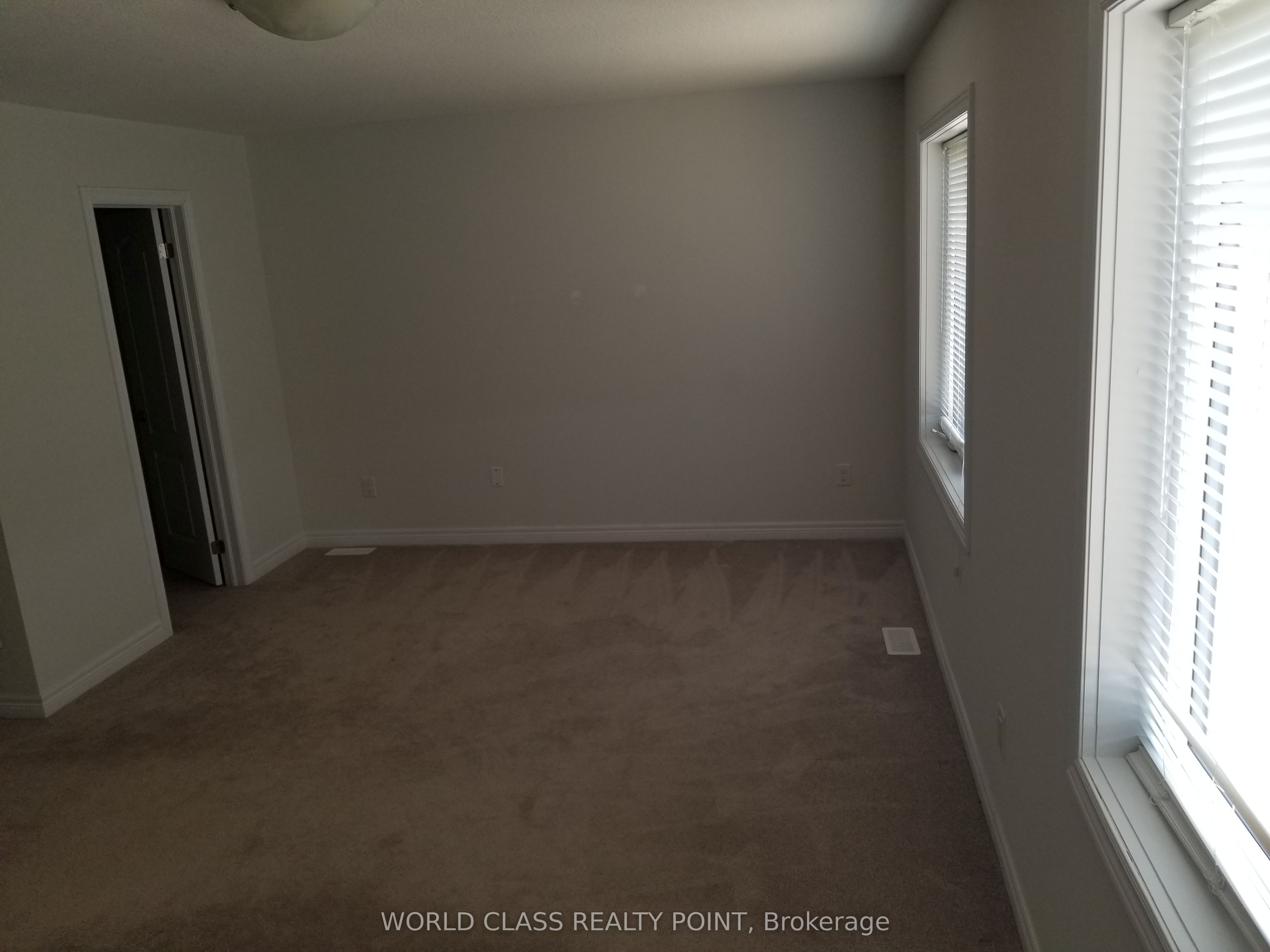 470 Linden Drive 32 Property Photo 15