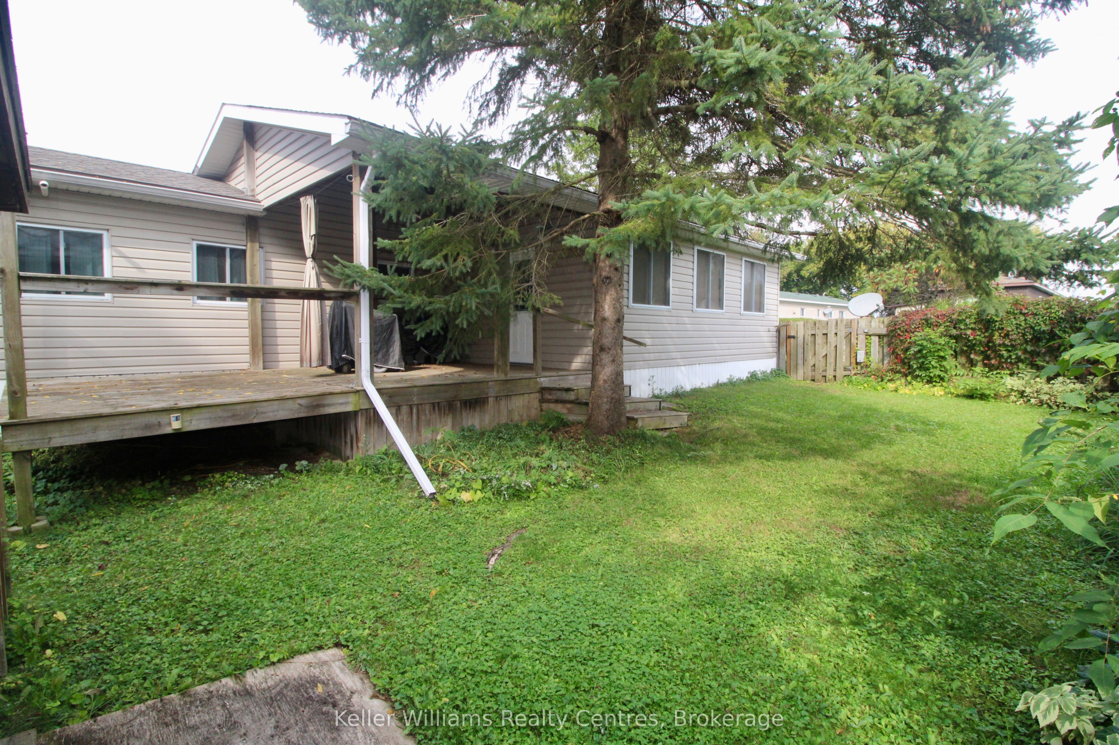 302694 Douglas Street 55 Property Photo 5