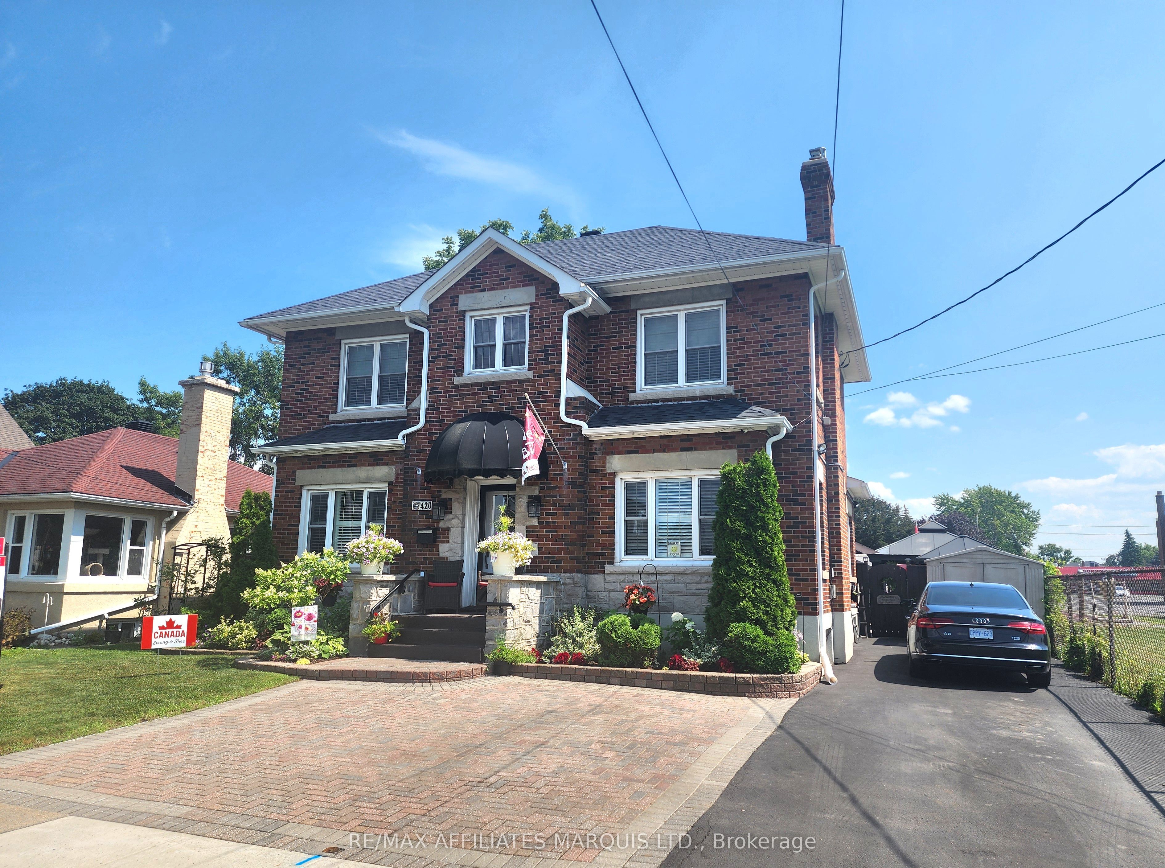 420 Third Street W Property Photo 1