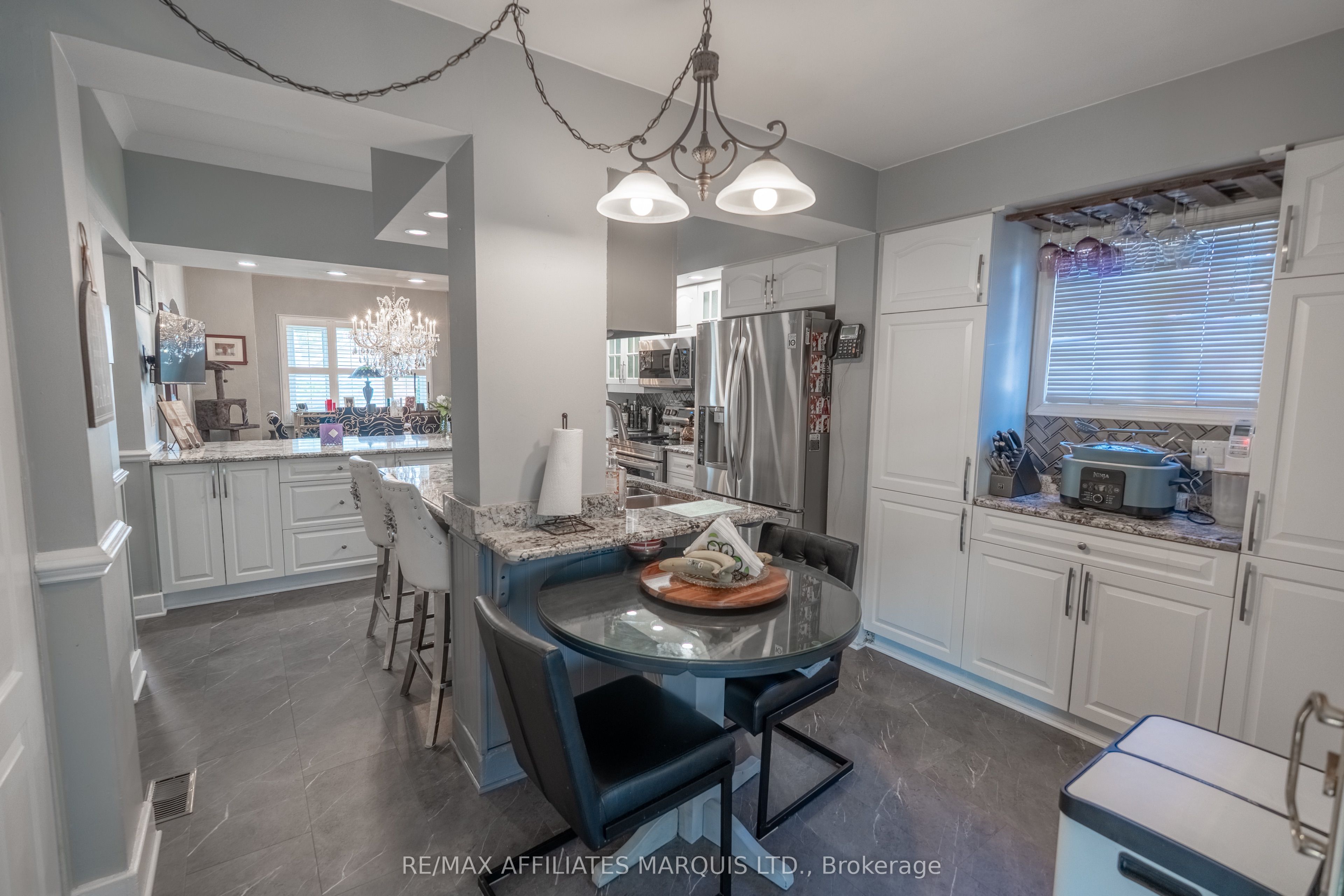 420 Third Street W Property Photo 8