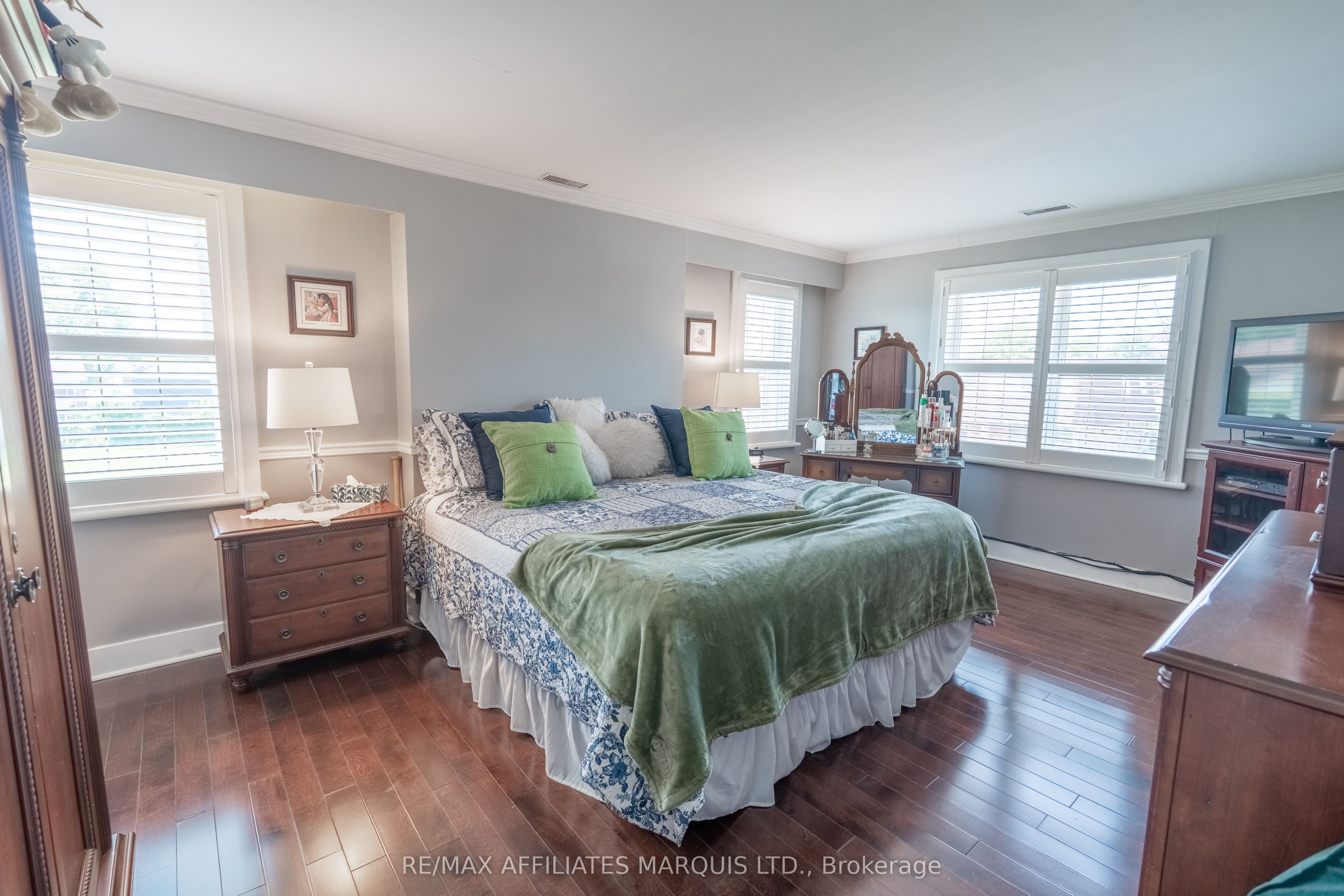 420 Third Street W Property Photo 25