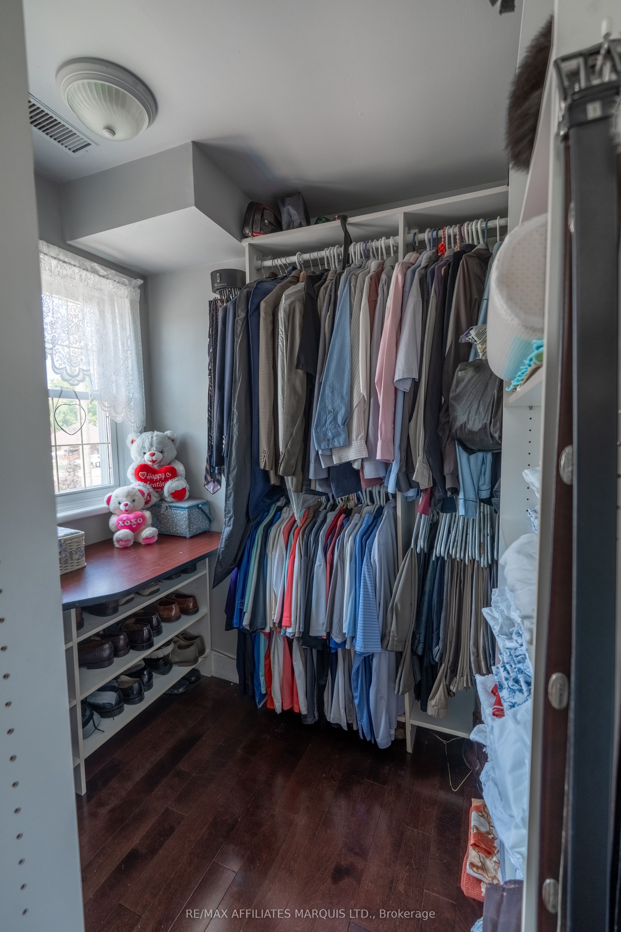 420 Third Street W Property Photo 27