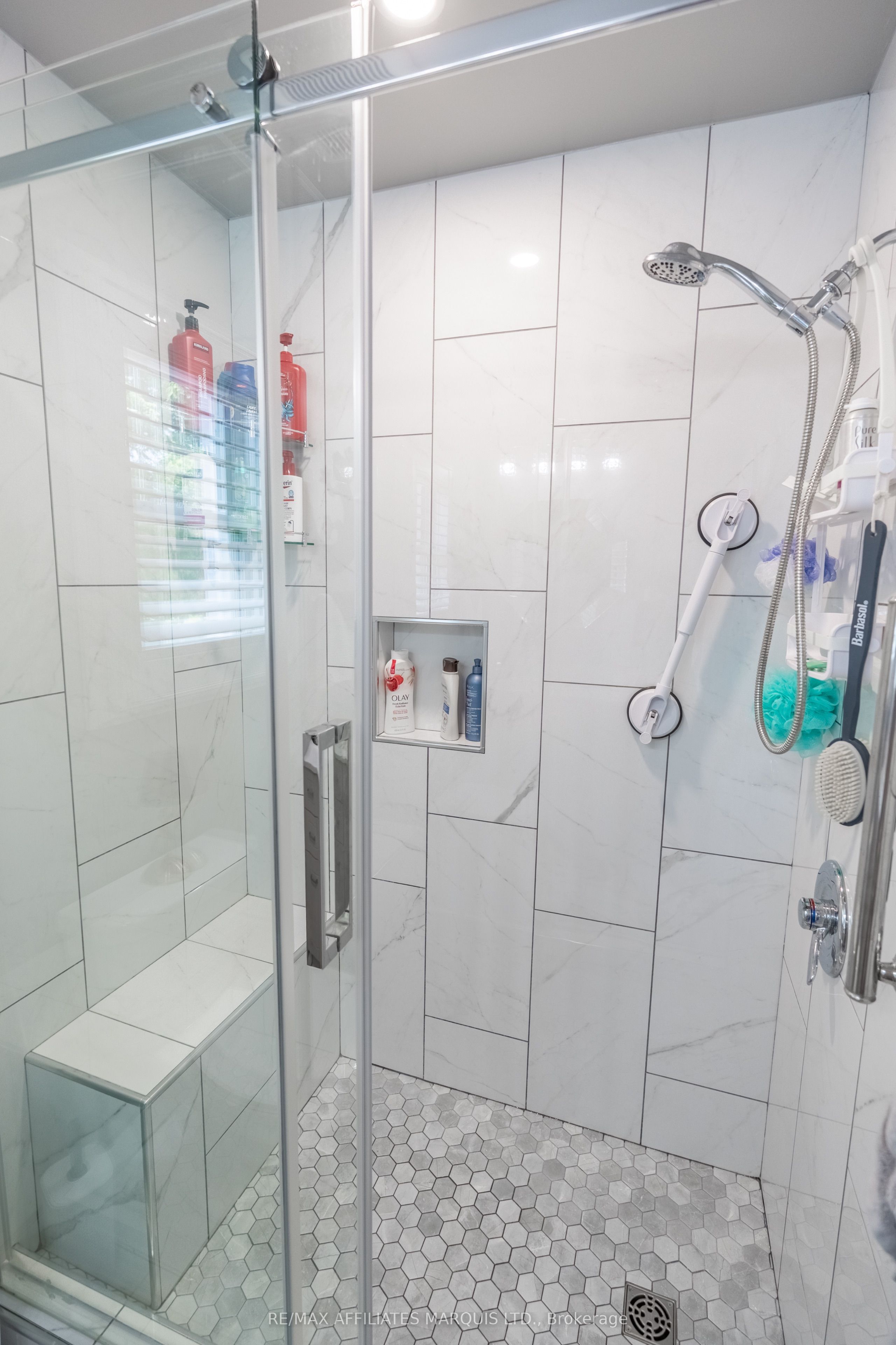 420 Third Street W Property Photo 29