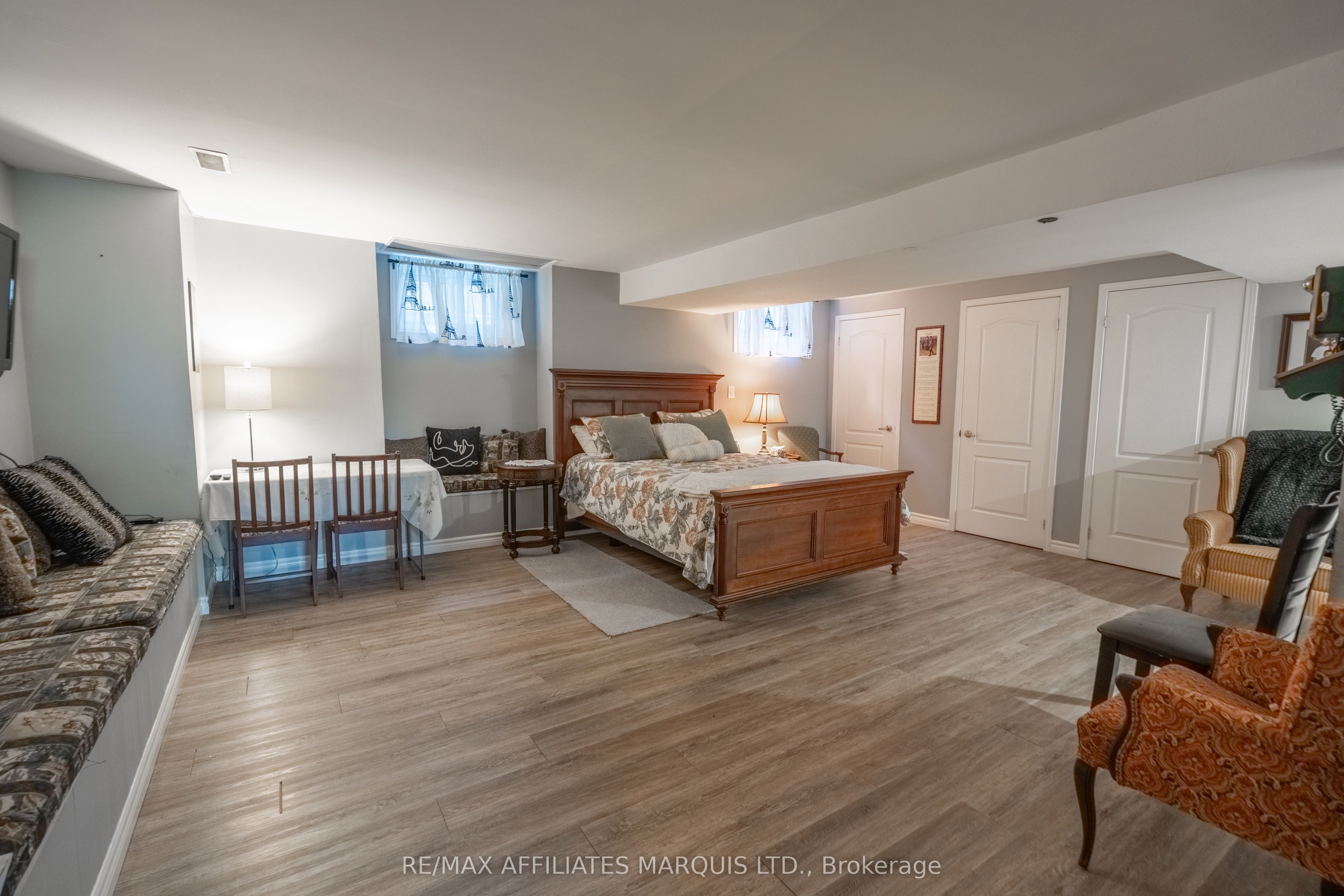420 Third Street W Property Photo 34