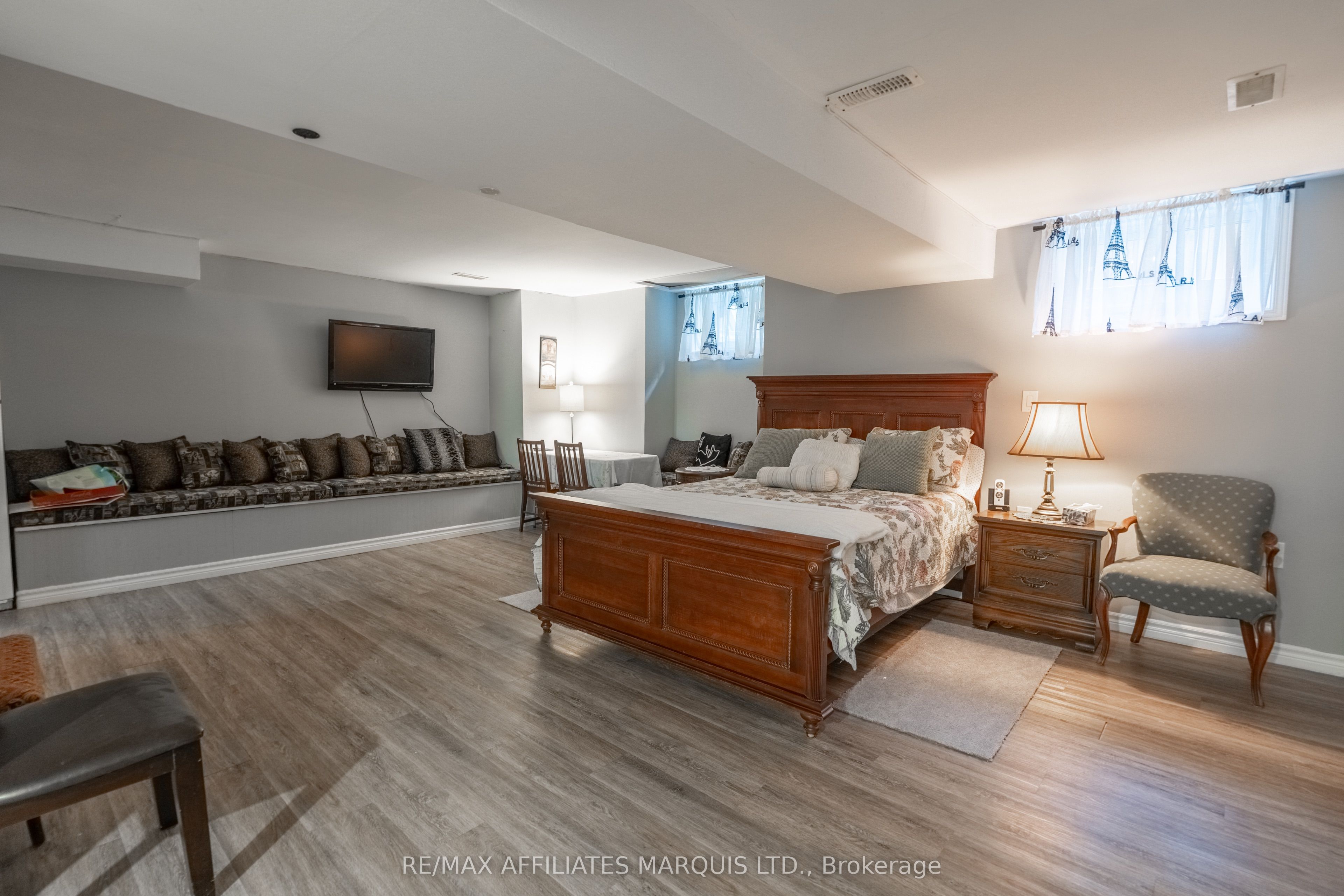 420 Third Street W Property Photo 35