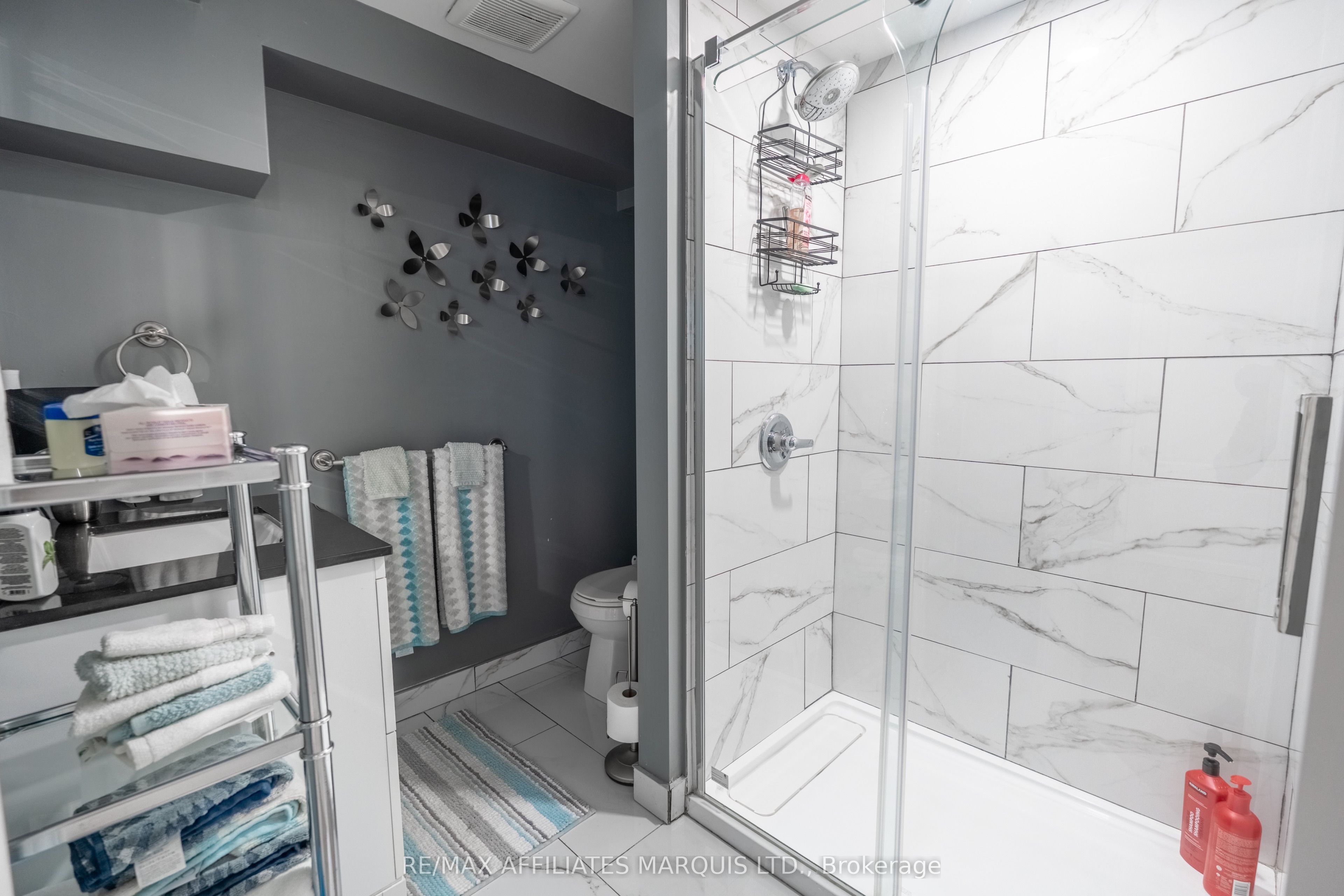 420 Third Street W Property Photo 36