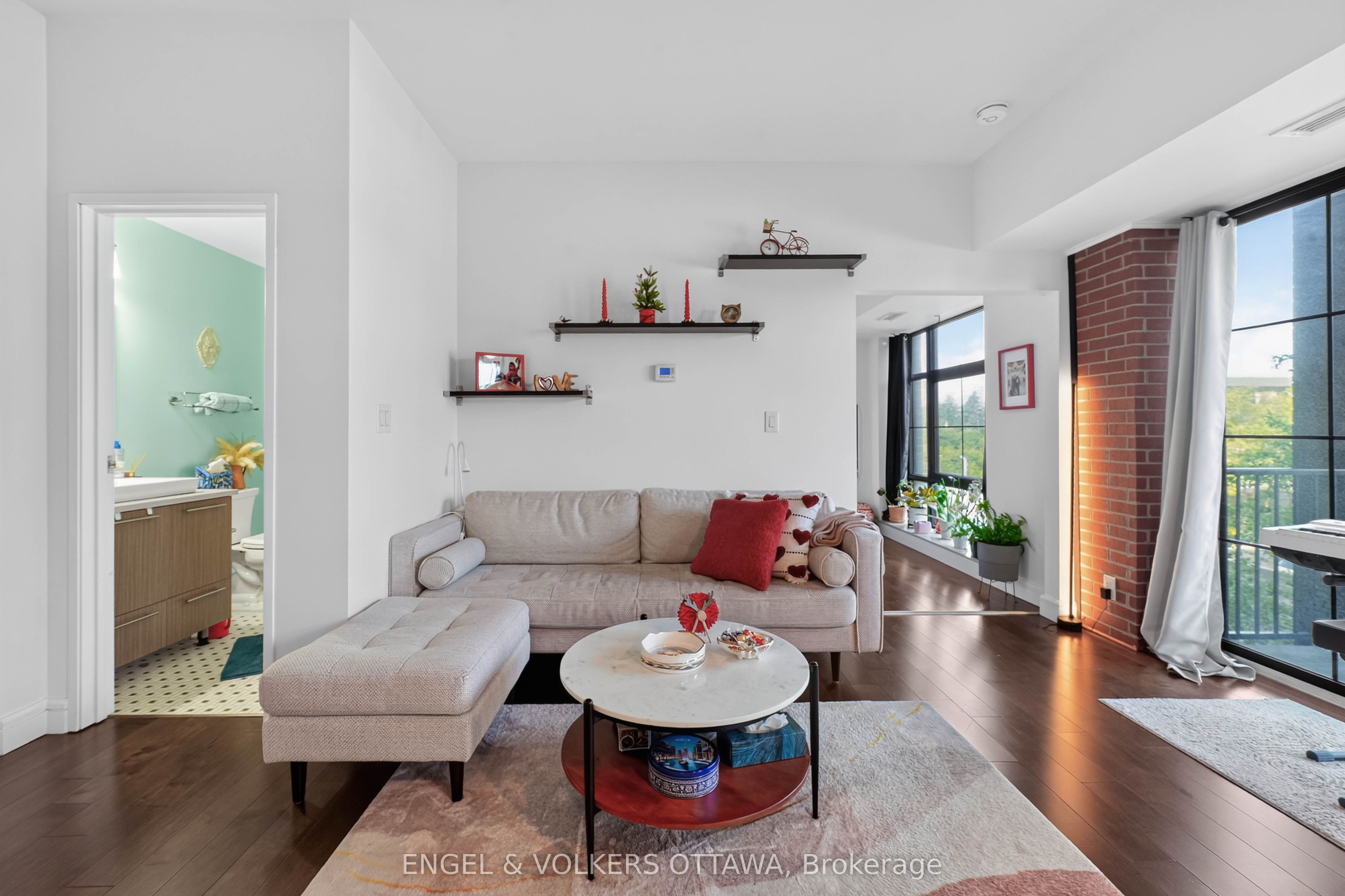 555 Anand Private 206 Property Photo 13