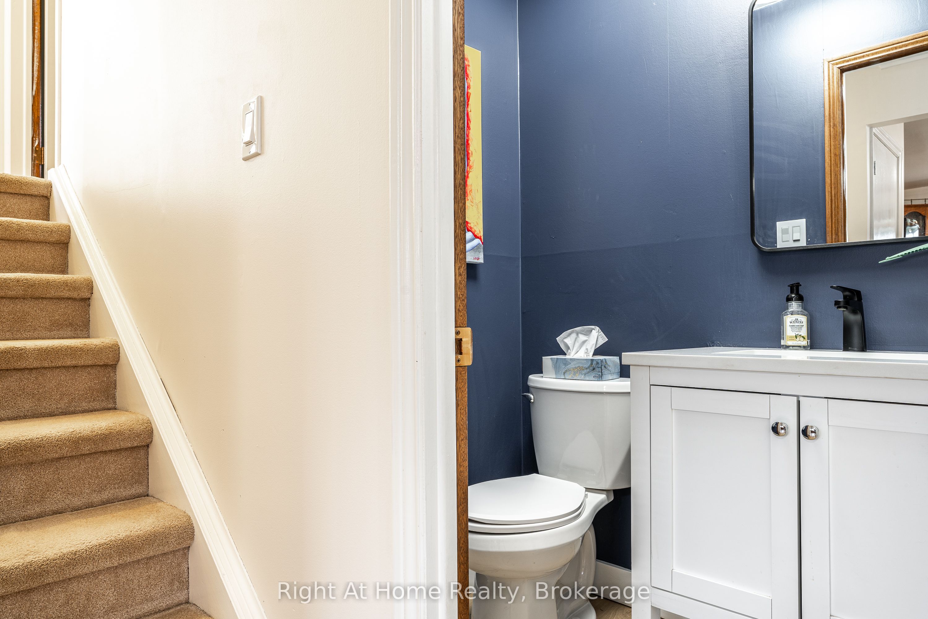 34 White Street Property Photo 23