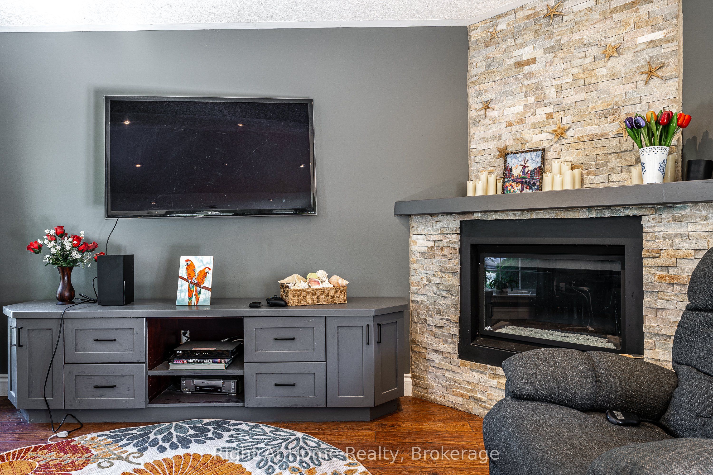 4303 119 Highway Property Photo 9