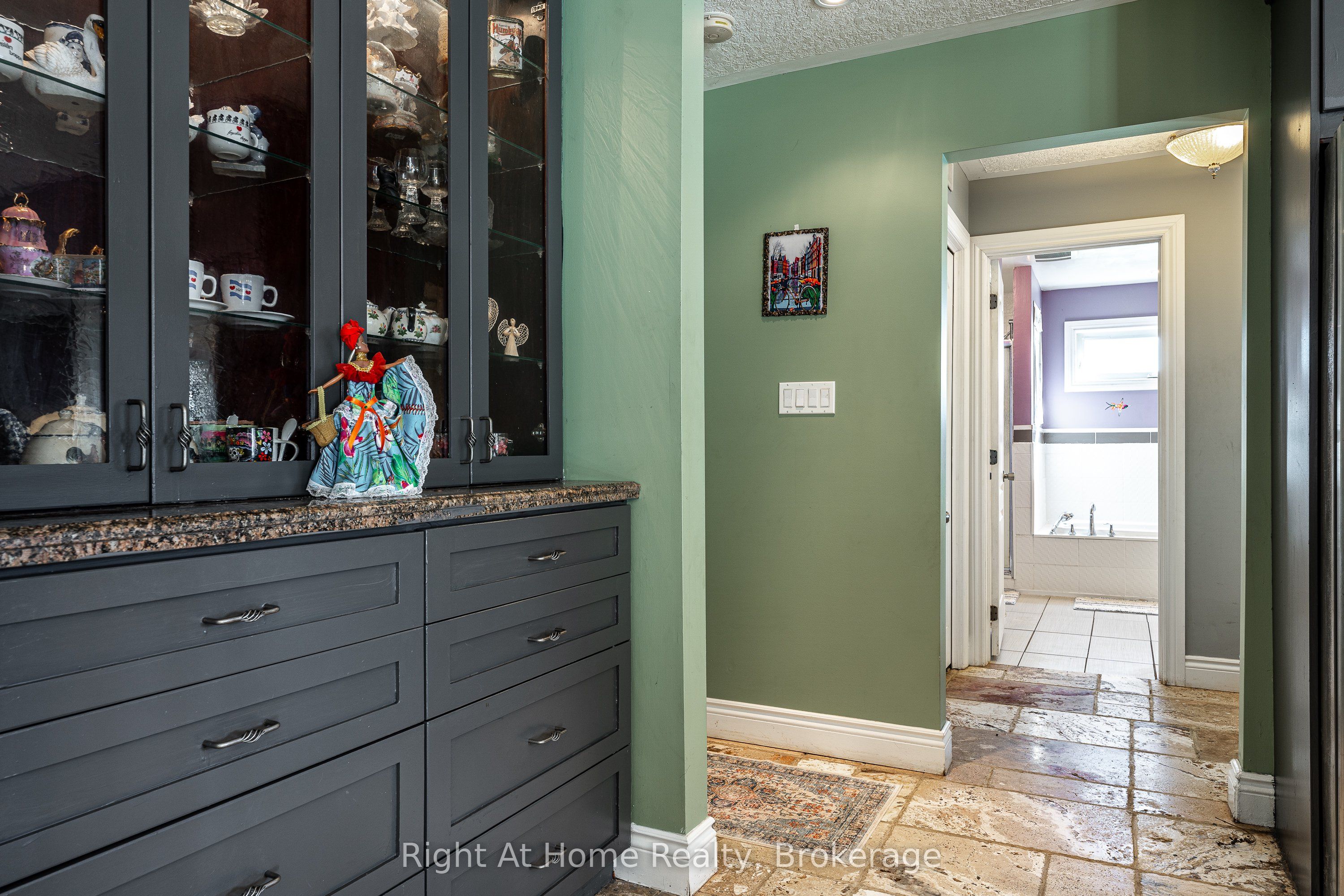4303 119 Highway Property Photo 17