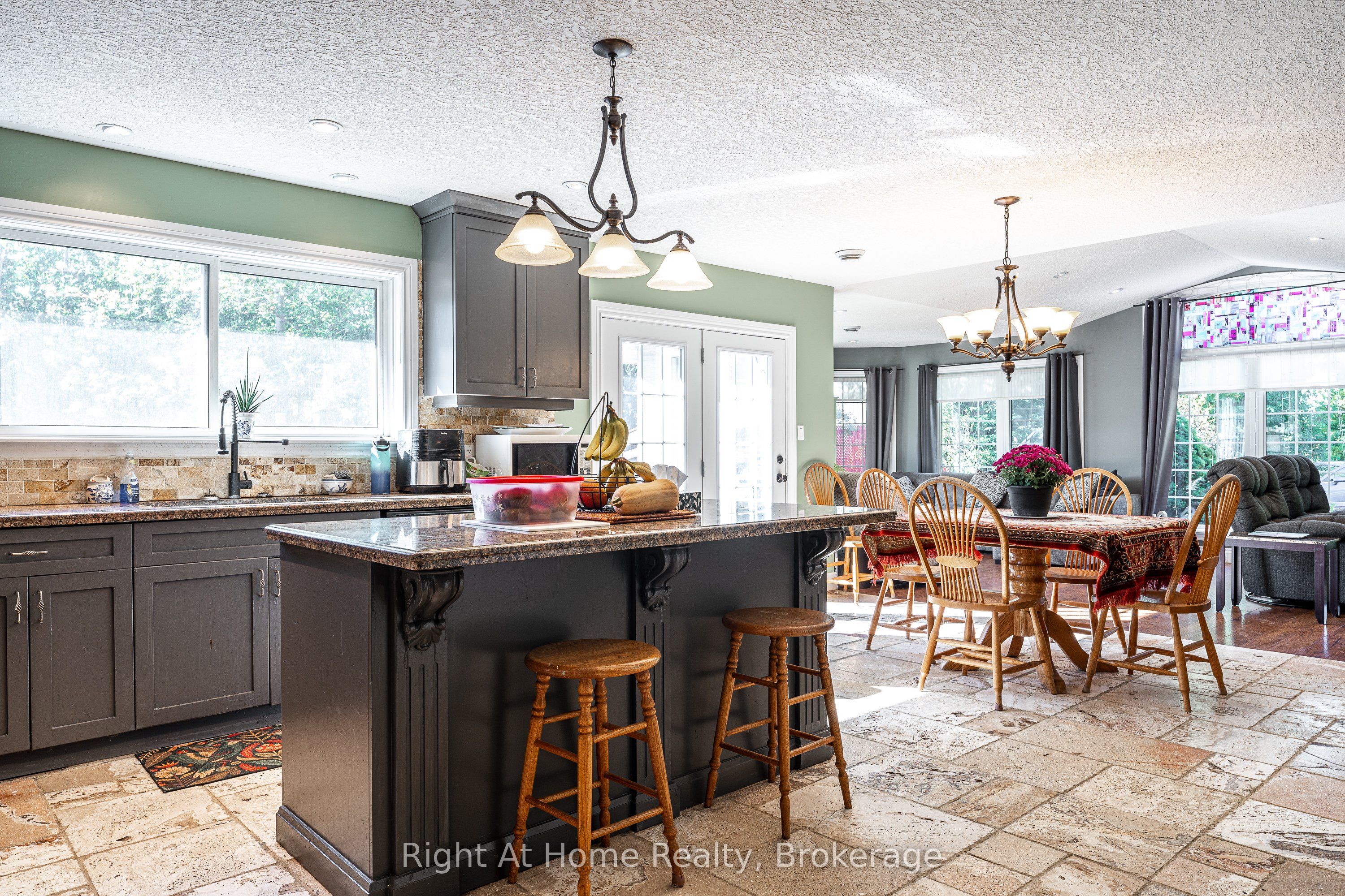4303 119 Highway Property Photo 21