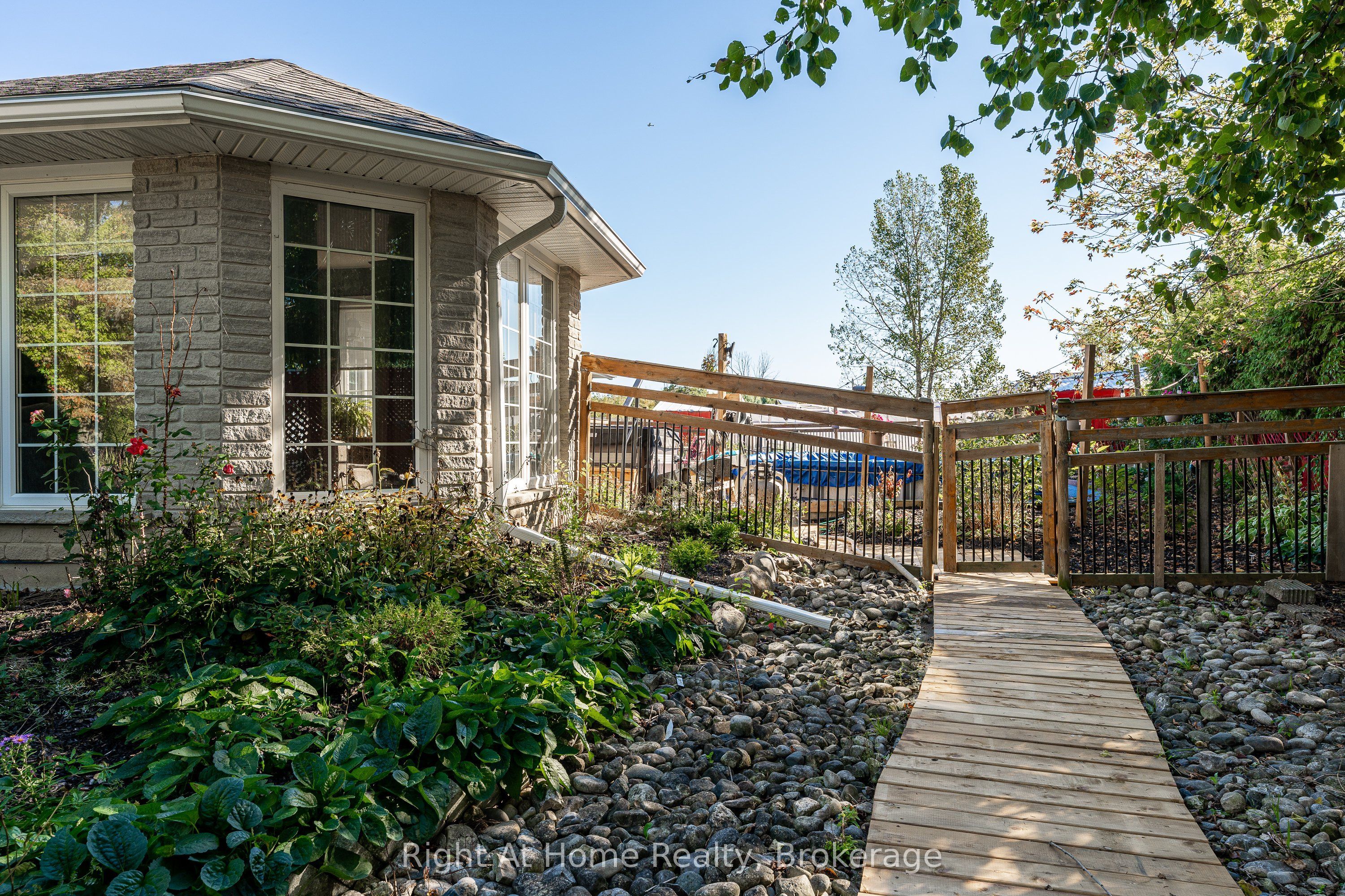 4303 119 Highway Property Photo 33