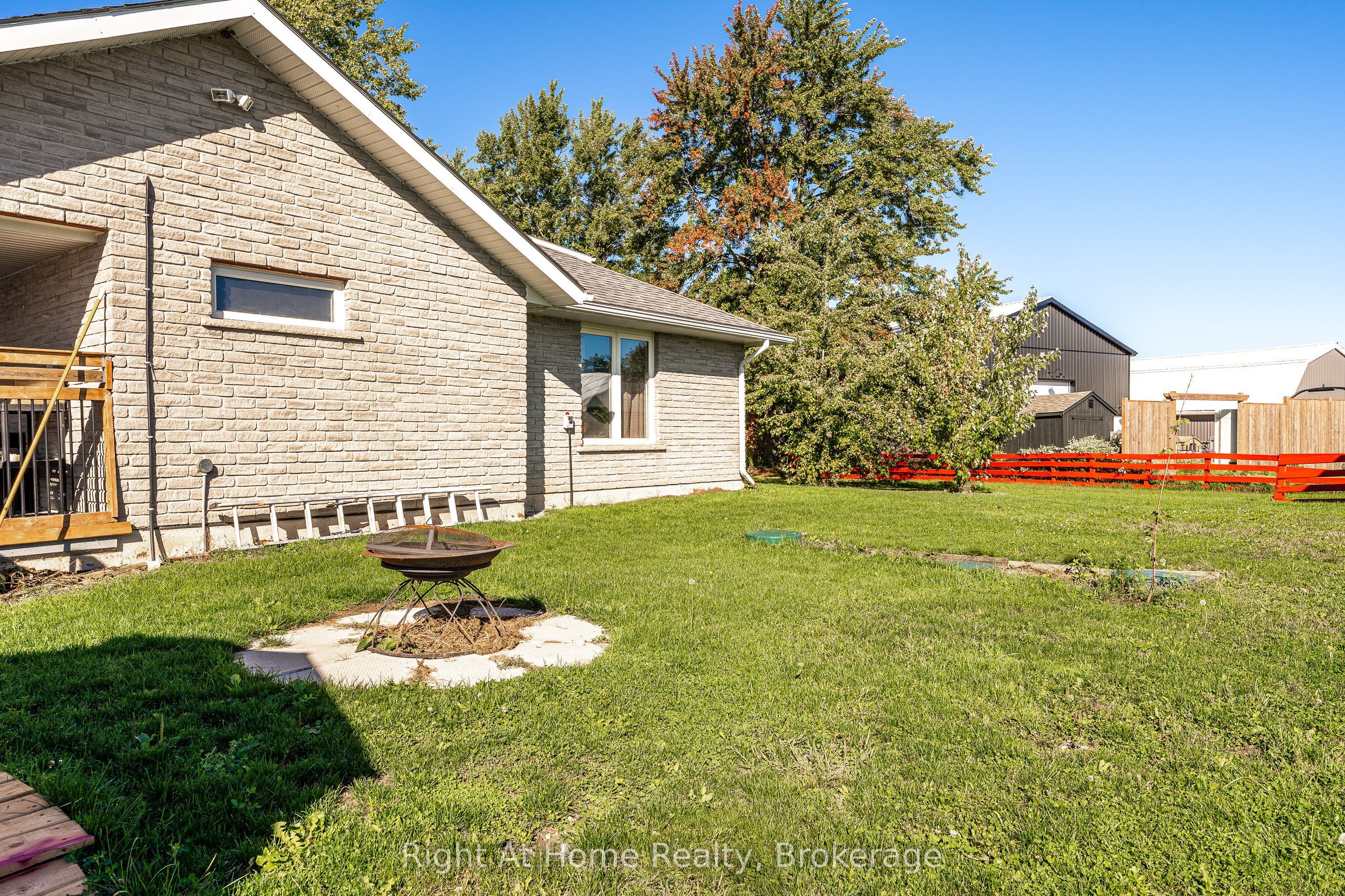 4303 119 Highway Property Photo 37
