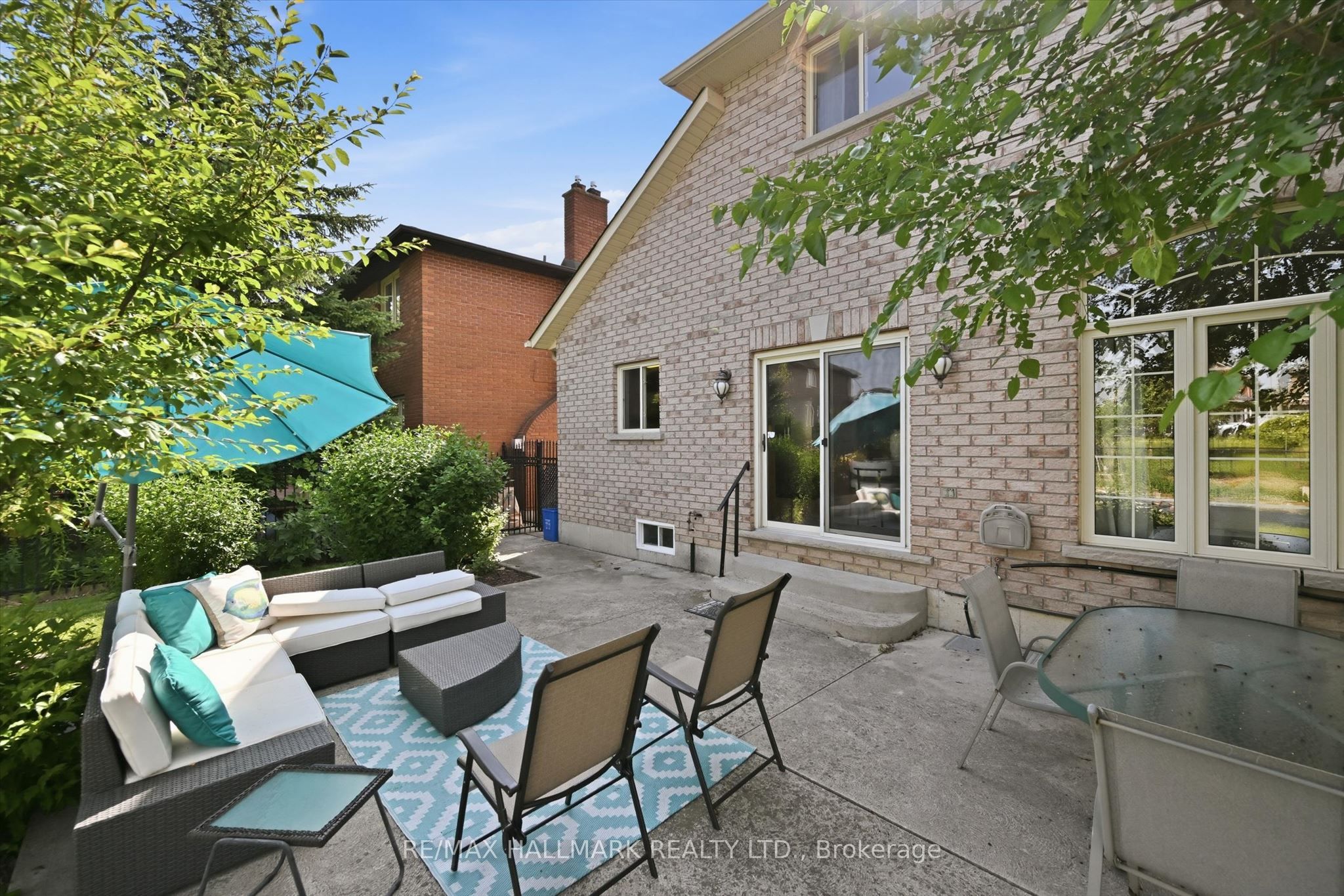 82 Second Road W Property Photo 45