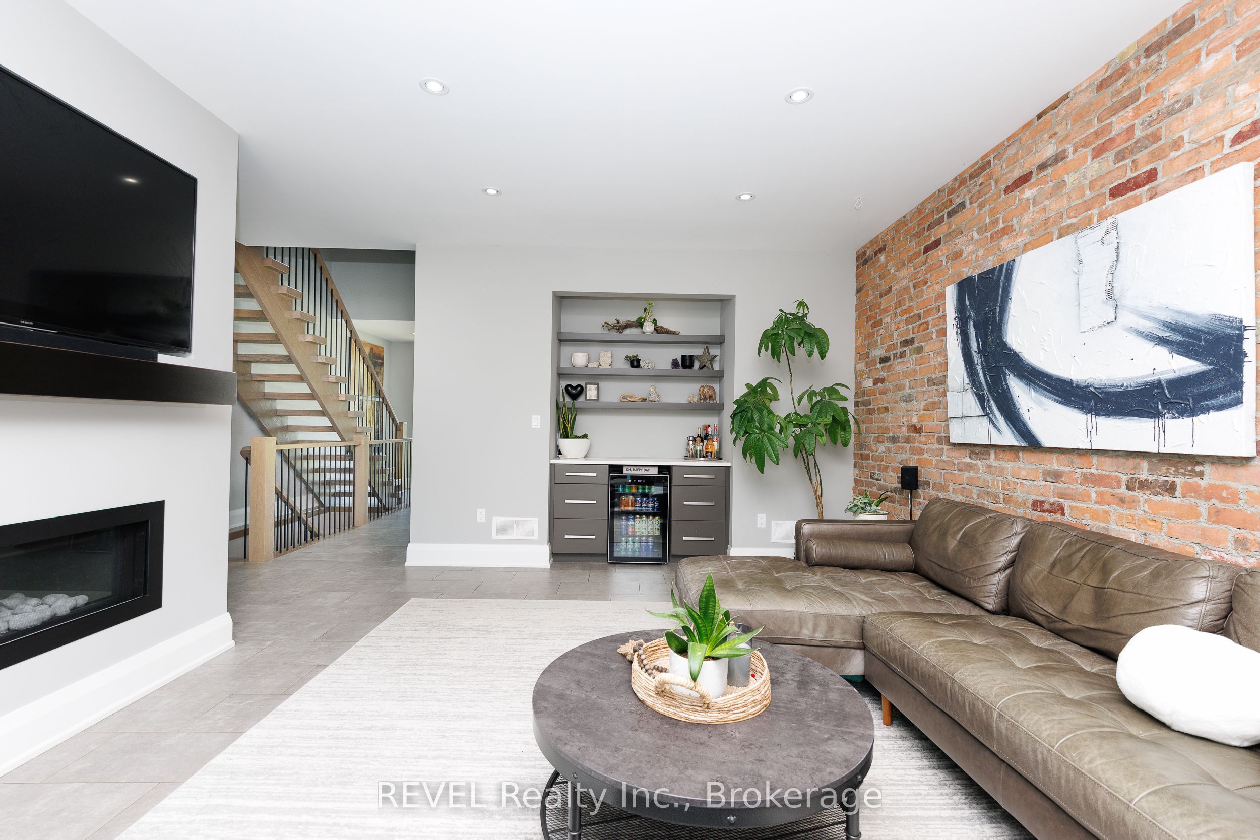 1009 Canboro Road Property Photo 19