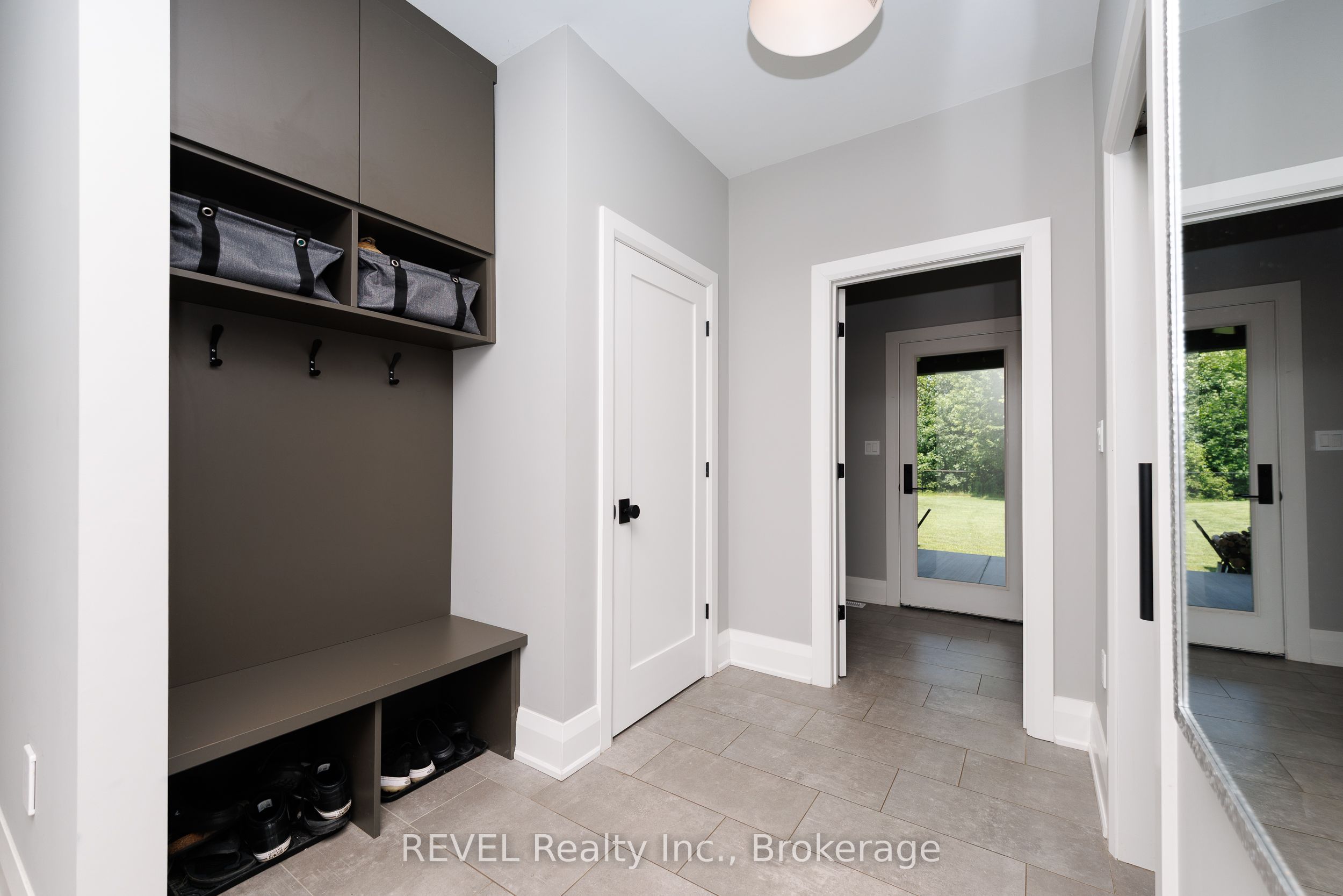 1009 Canboro Road Property Photo 20