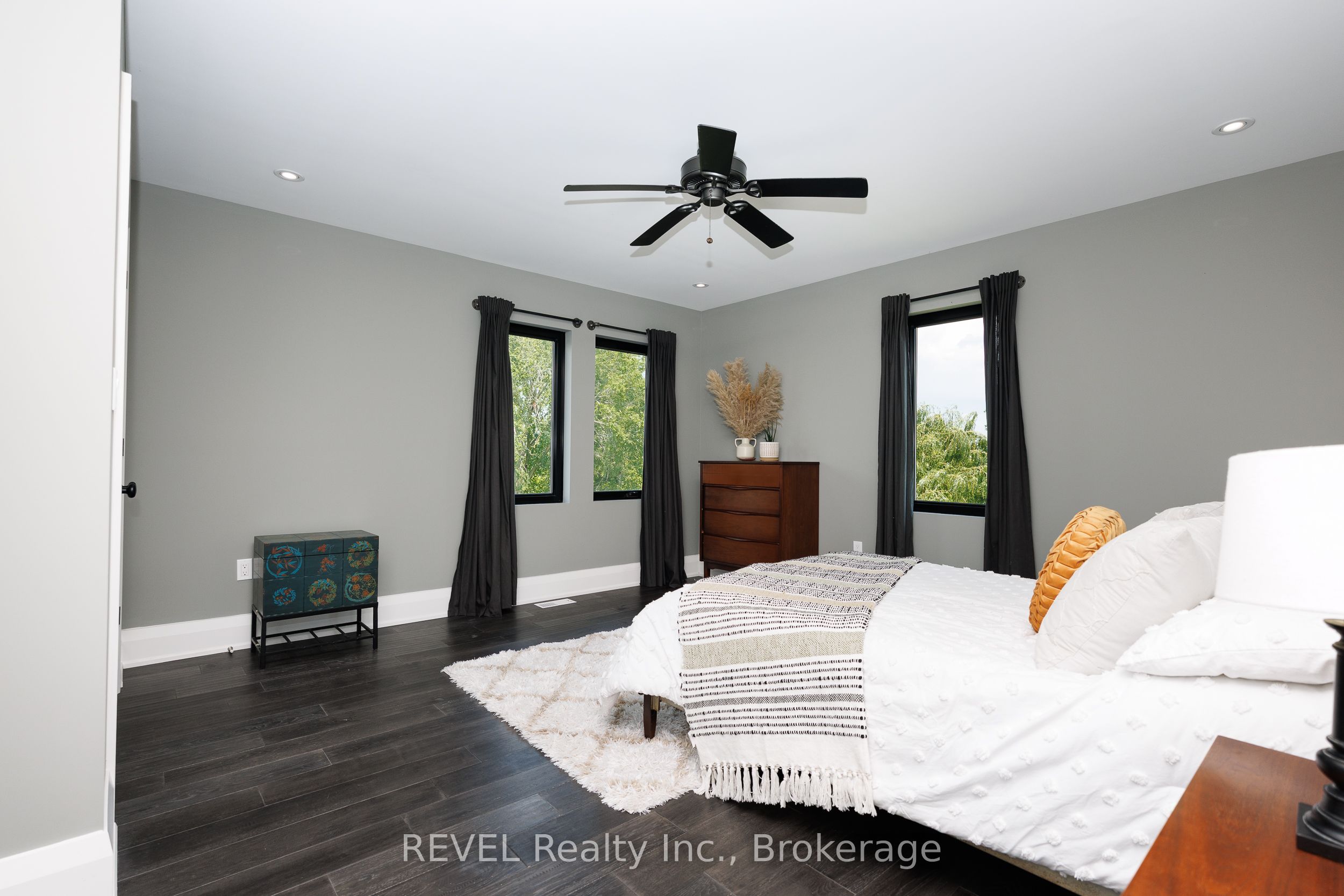 1009 Canboro Road Property Photo 32
