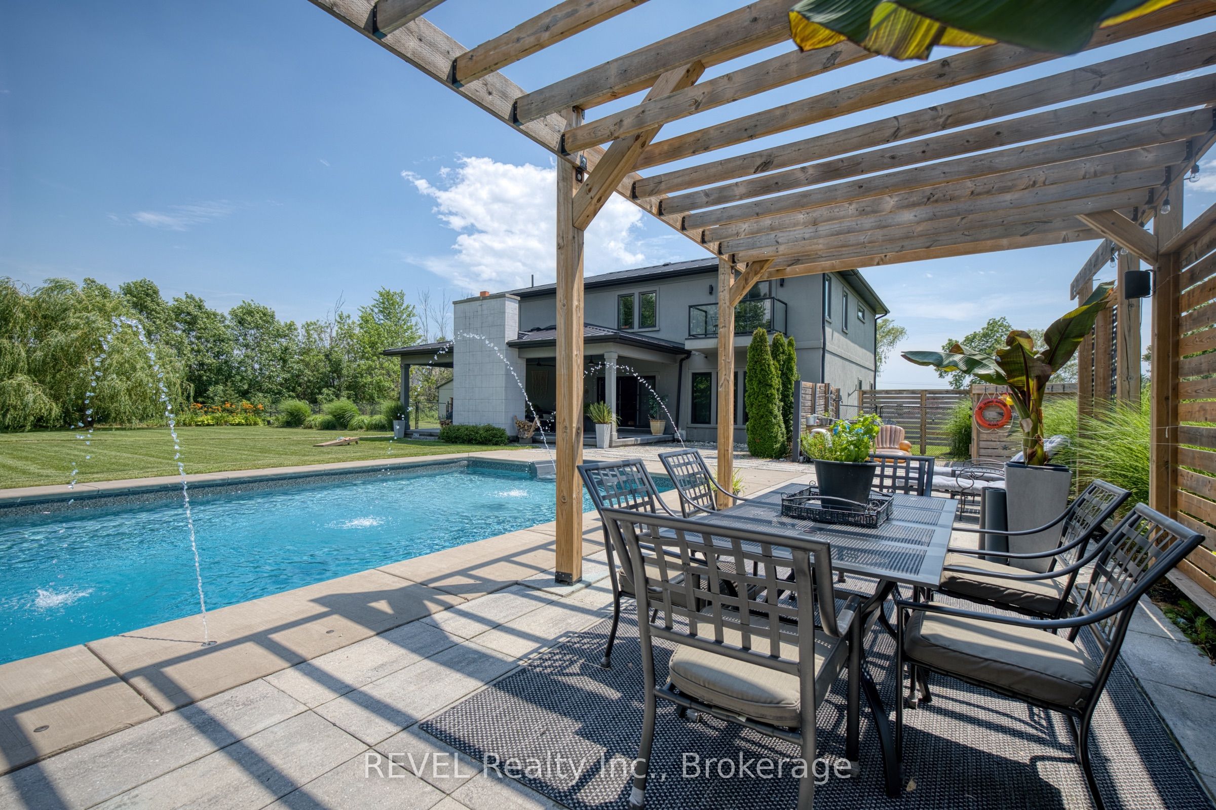 1009 Canboro Road Property Photo 40