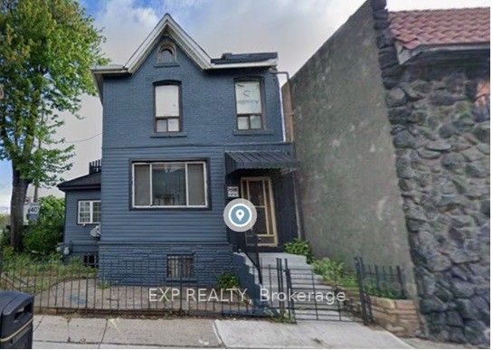 521 Barton Street E Property Photo 1