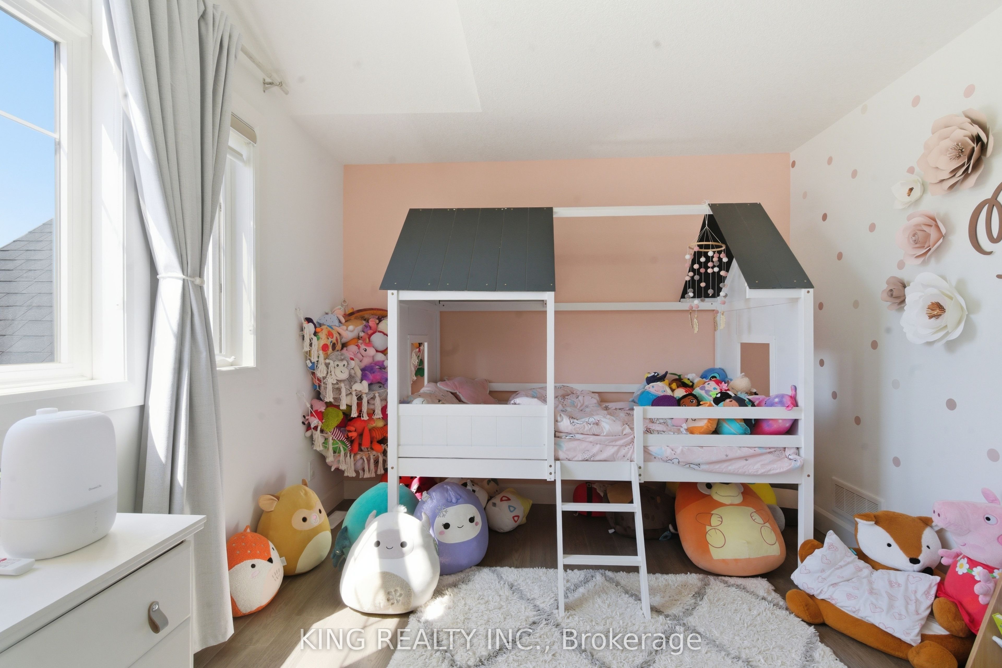 200 Boardwalk Way Property Photo 19