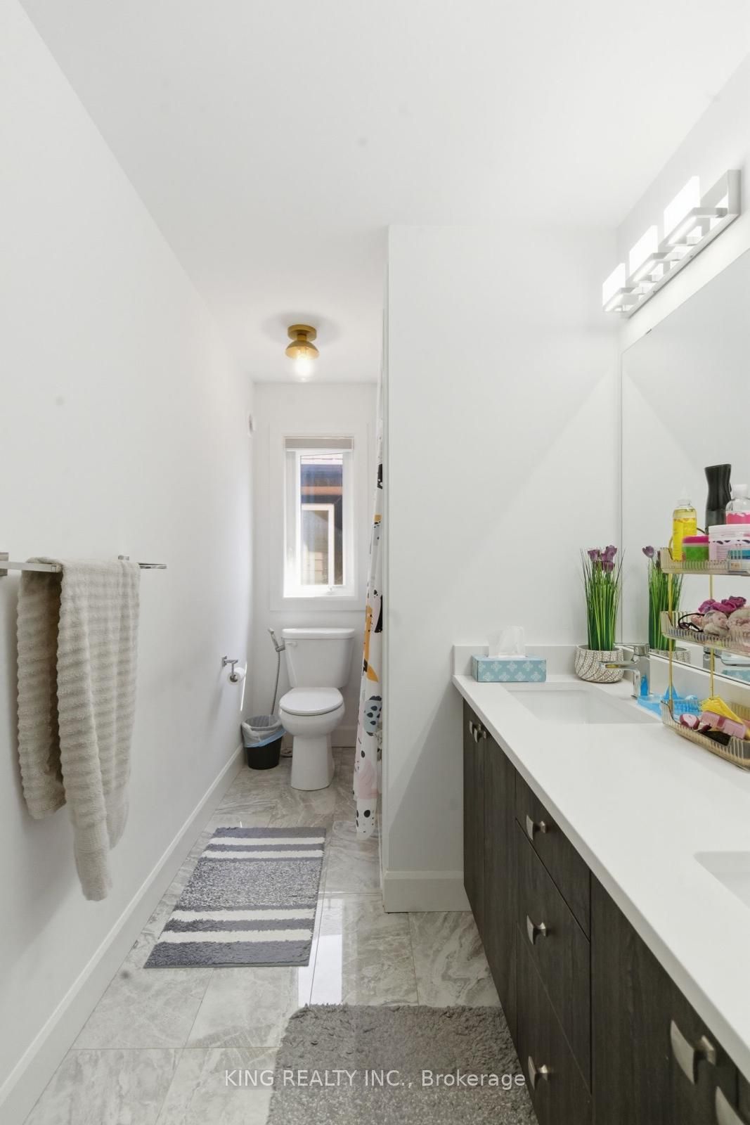 200 Boardwalk Way Property Photo 25