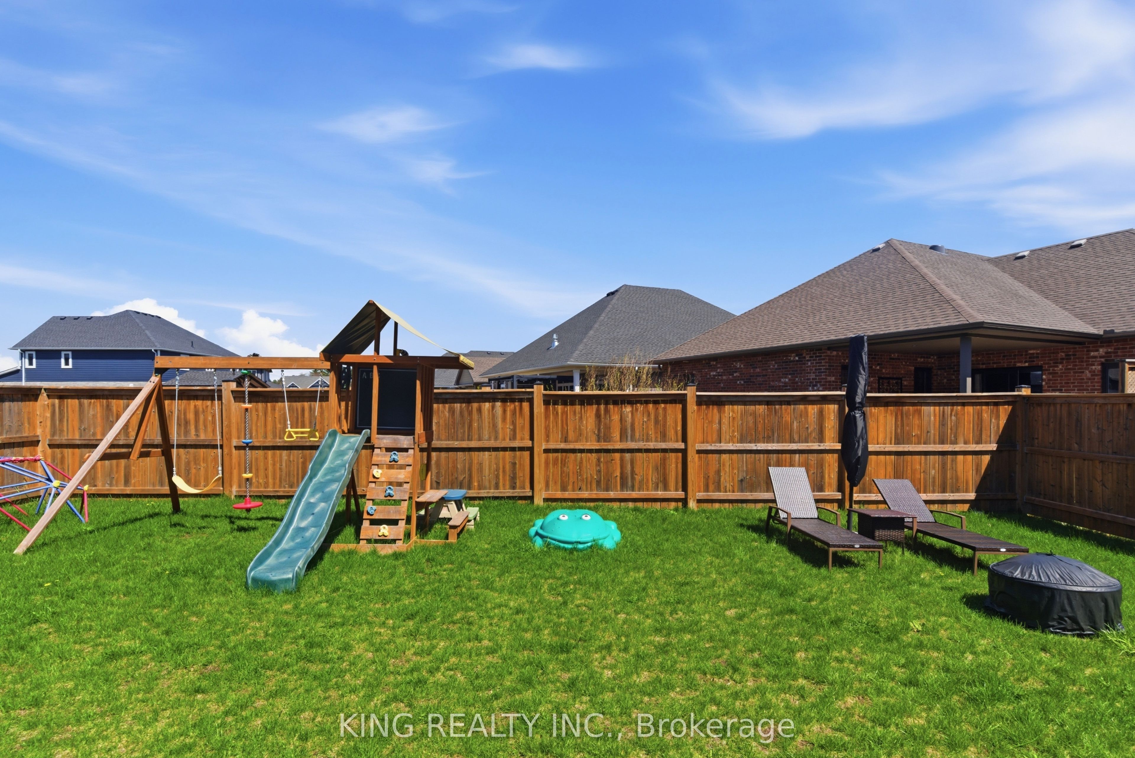 200 Boardwalk Way Property Photo 30