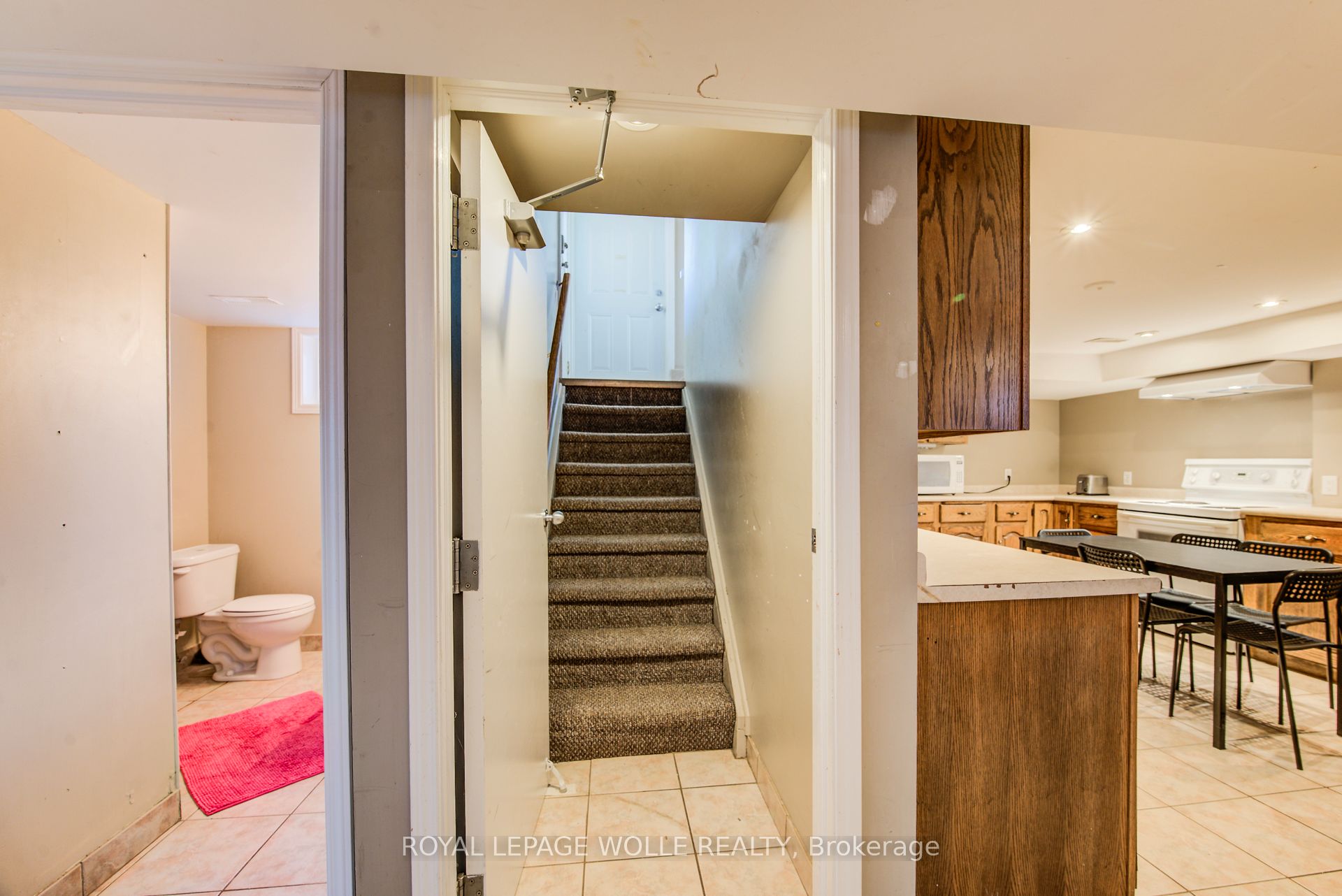 139 Elgin Crescent Property Photo 23
