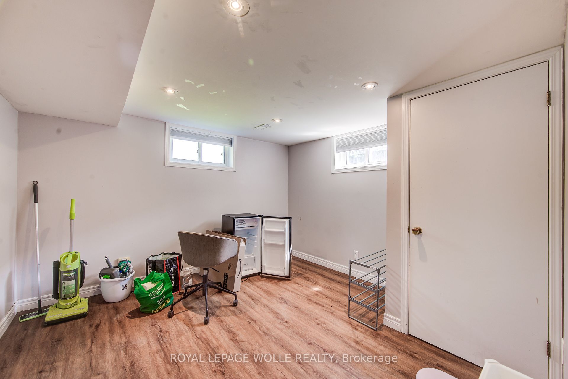 139 Elgin Crescent Property Photo 26