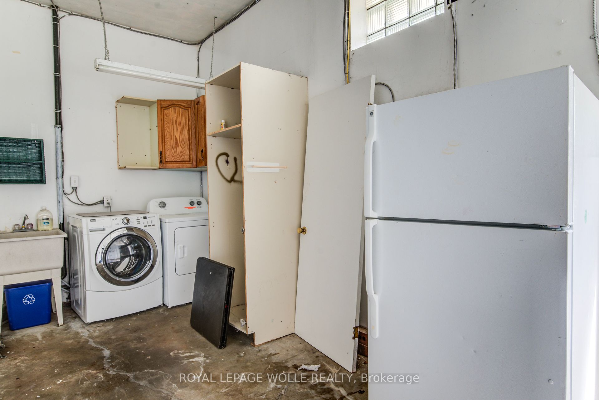 139 Elgin Crescent Property Photo 42