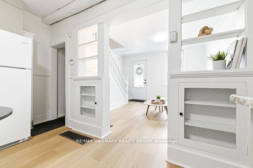 391 Murray Street Property Photo 5