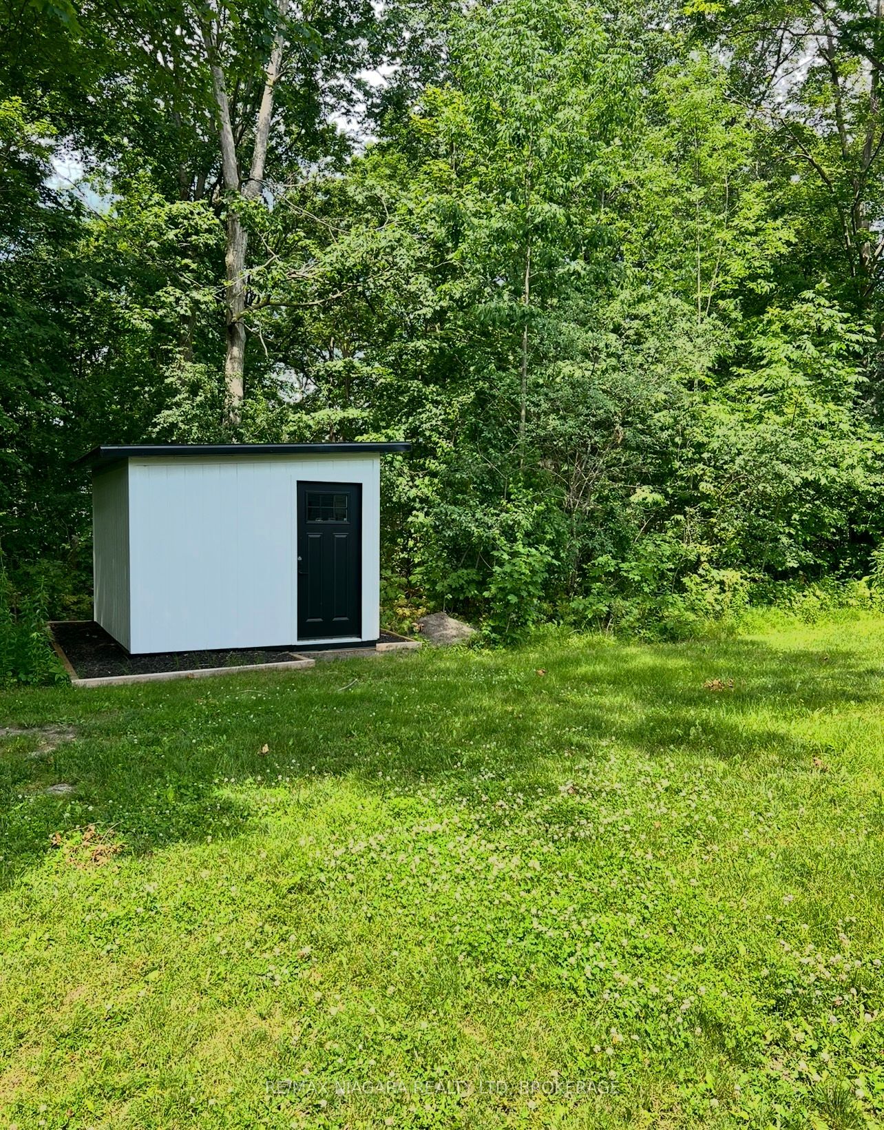 22 Hickory Lane Property Photo 14