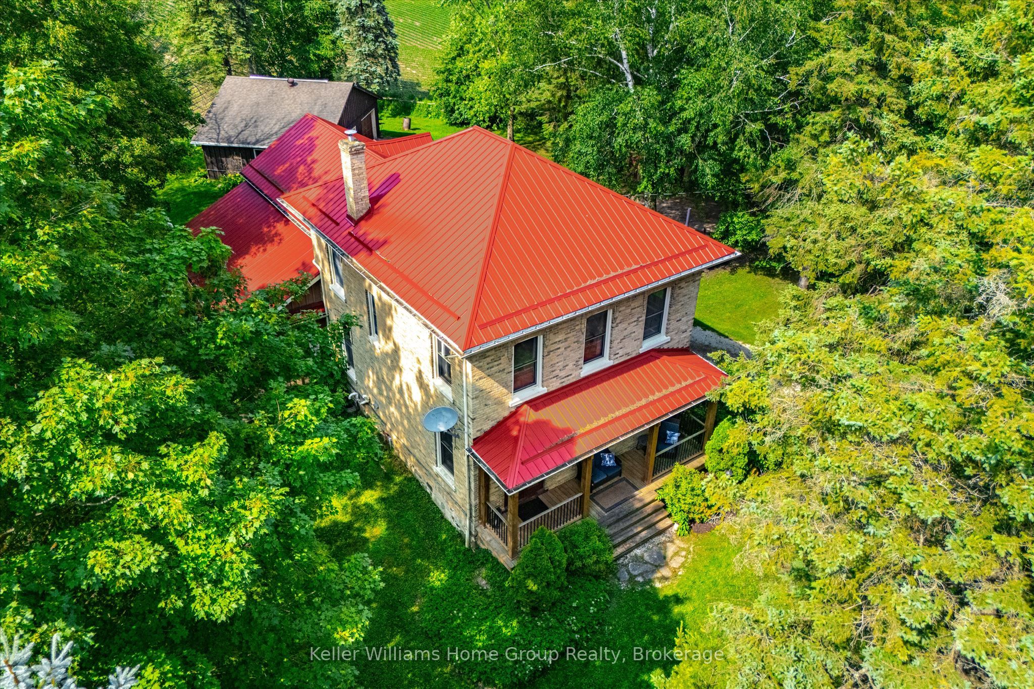 9540 Ayton Road Property Photo 3