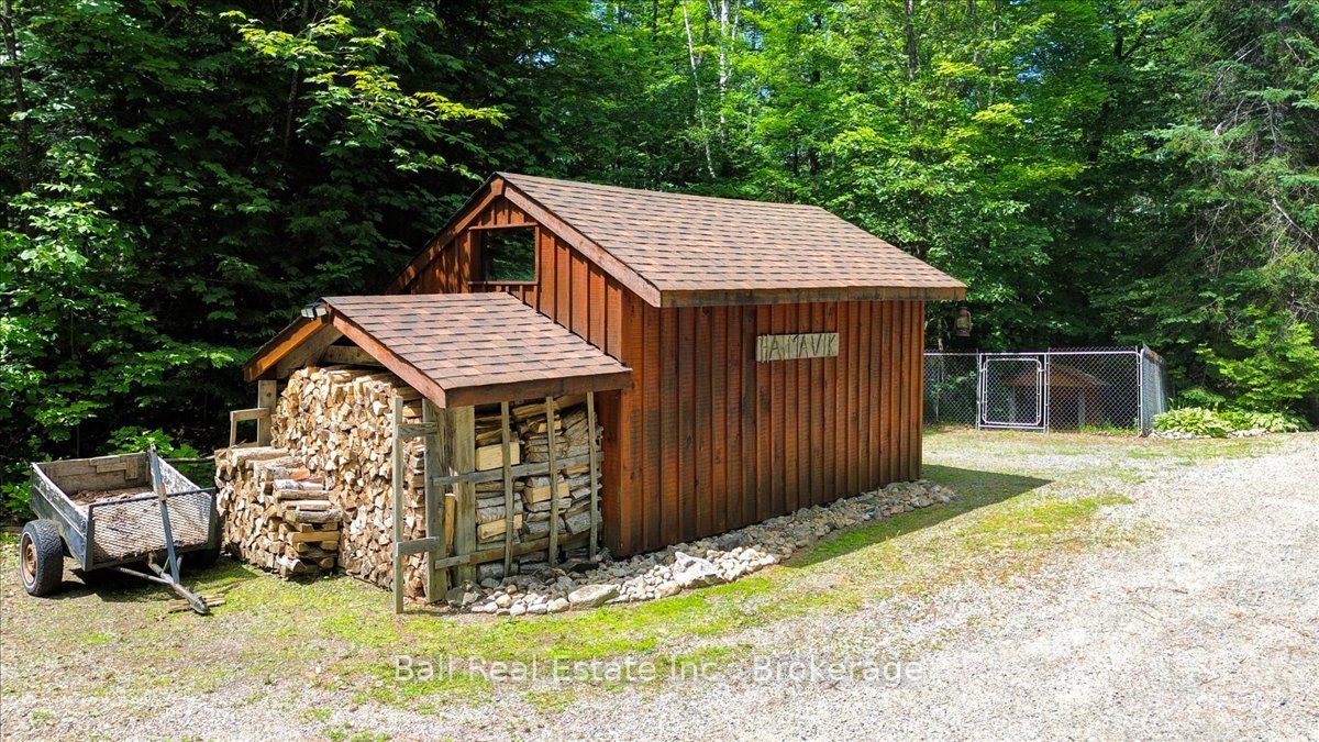 240 Stringer Drive Property Photo 25